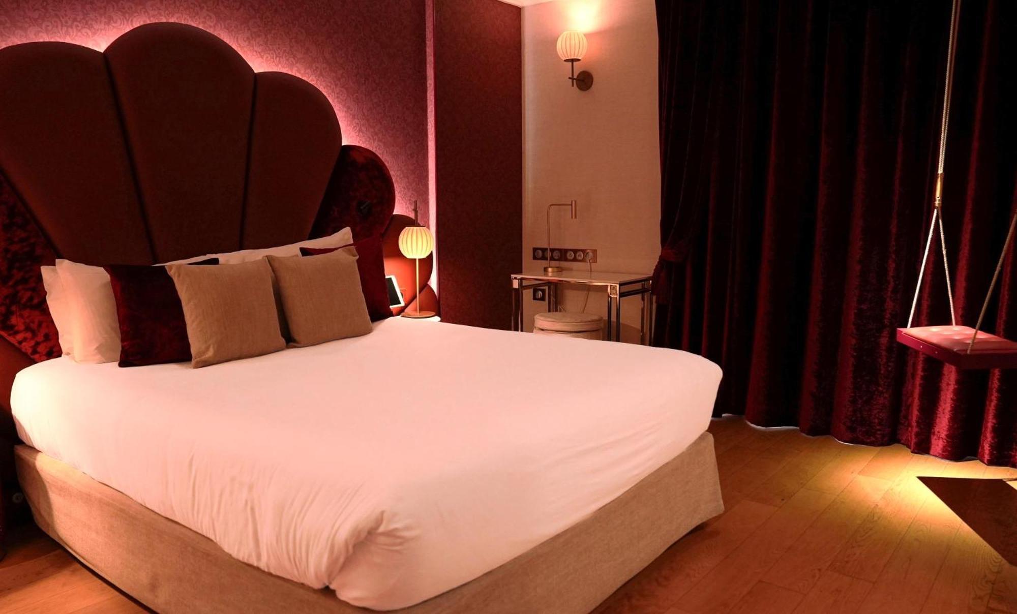 Executive Passion Room Shower,1743417519:JPEG