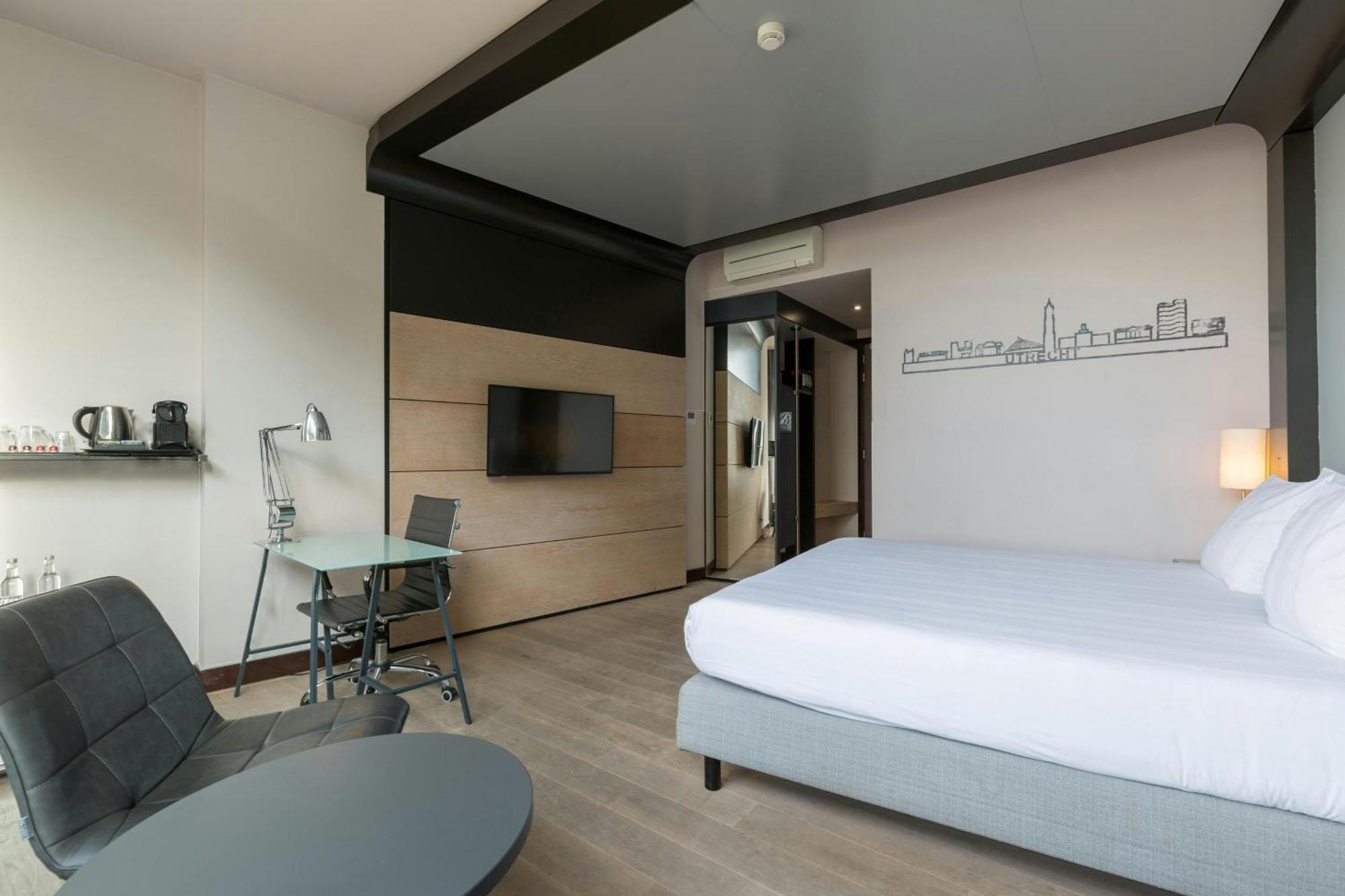 Deluxe Room 1 Double Bed