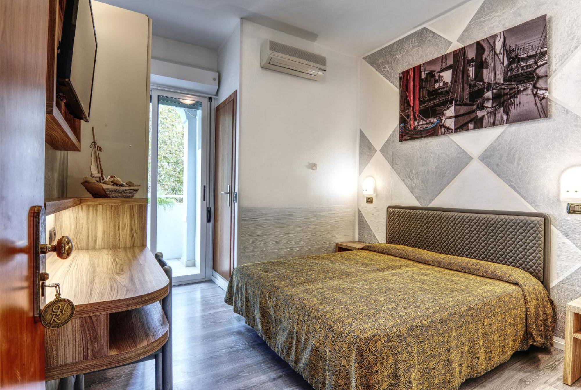 Doppelzimmer mit Balkon