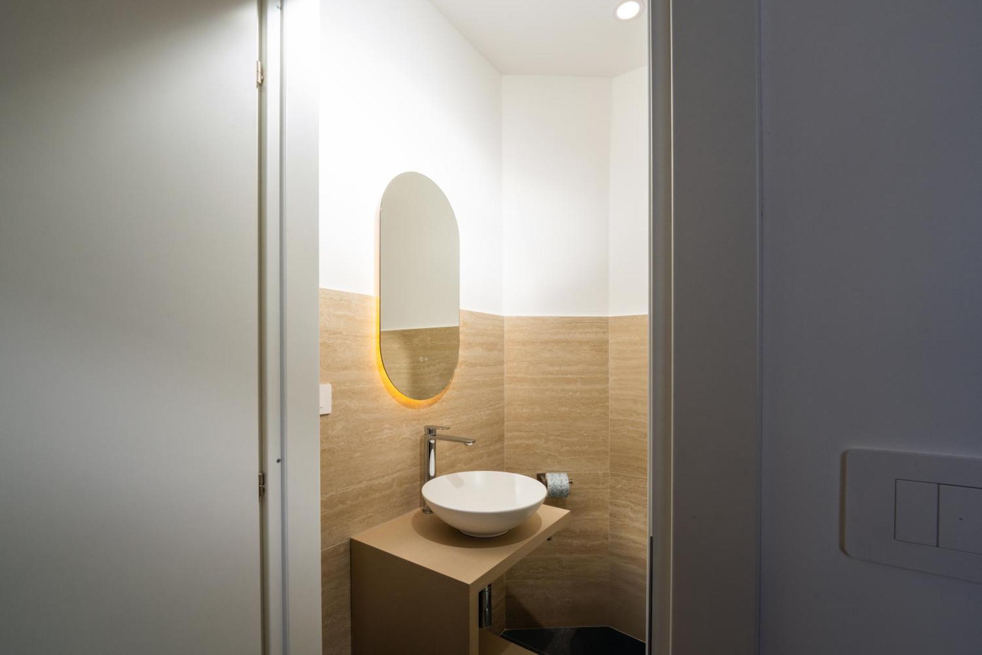 Single Room Mountain View