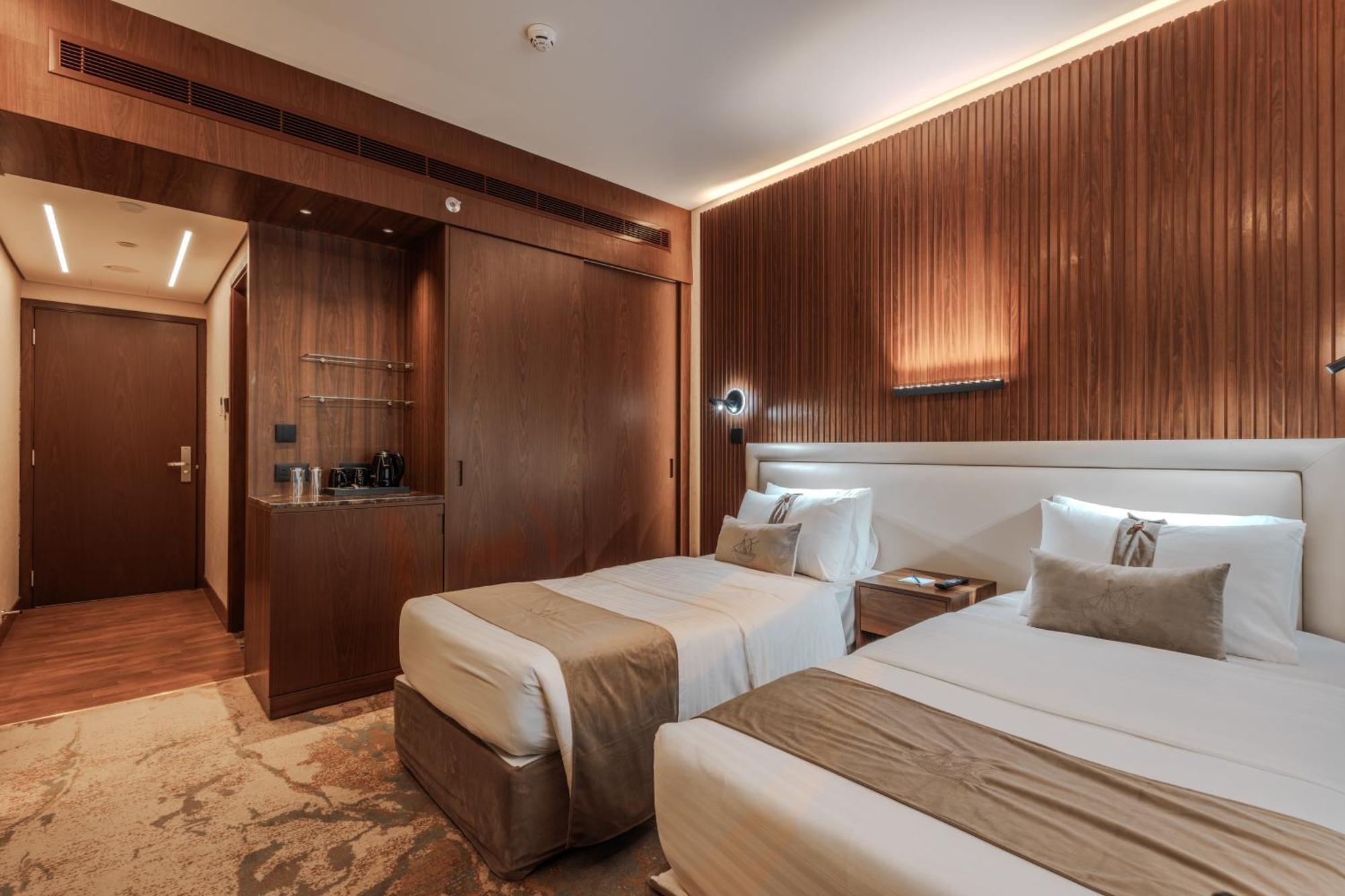 Standard Twin Room,1756431598:JPEG