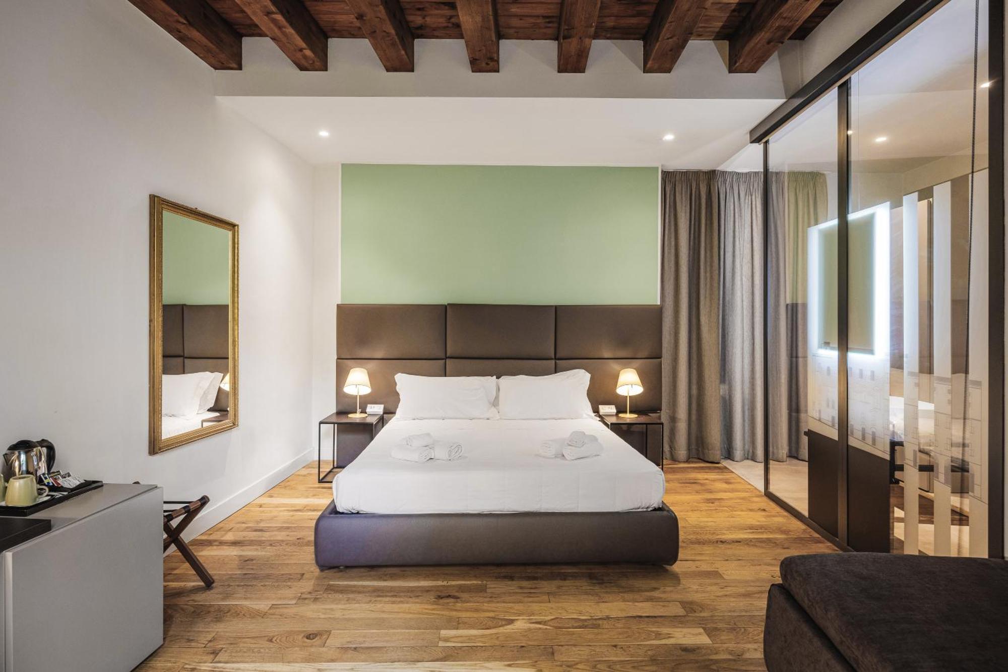 Luxury Quadruple Room