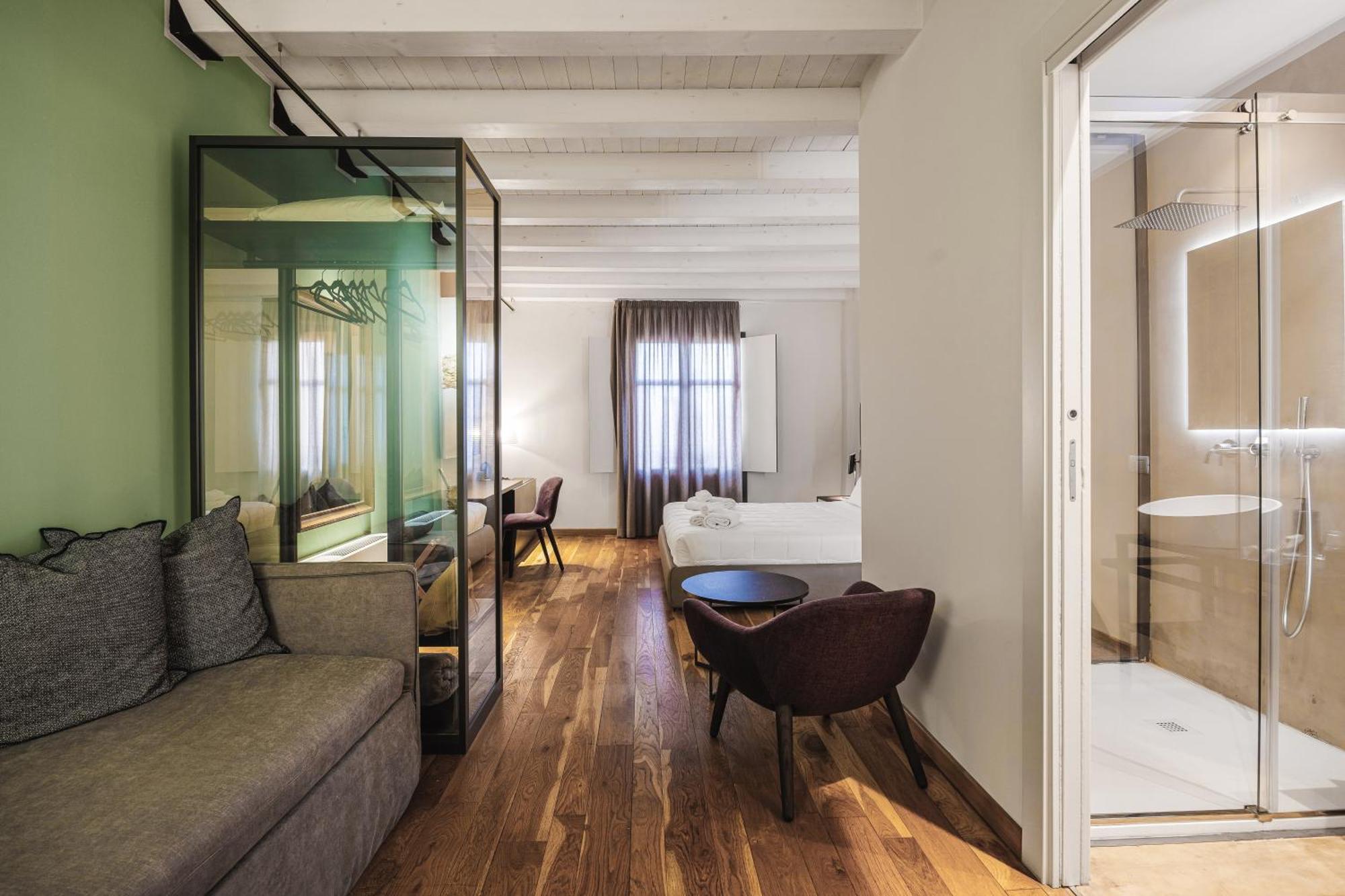 Luxury Quadruple Room