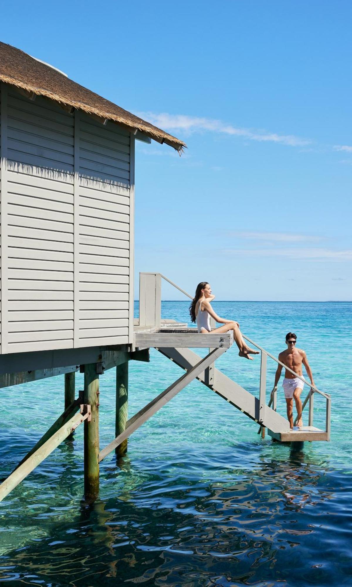 Sunset Overwater Villa Swirl Pool Twin