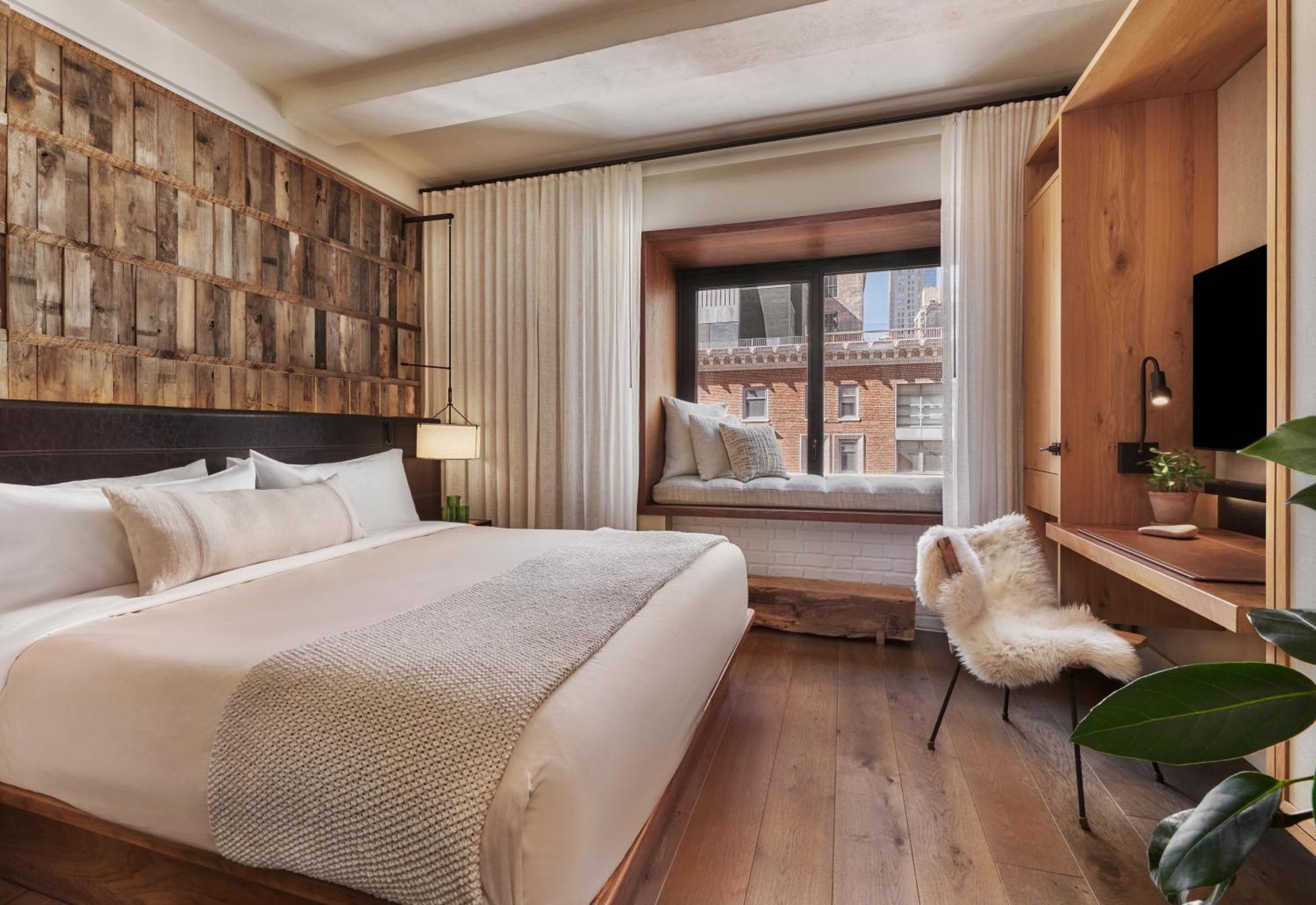 Chambre Lit King-Size Deluxe - Vue sur Ville