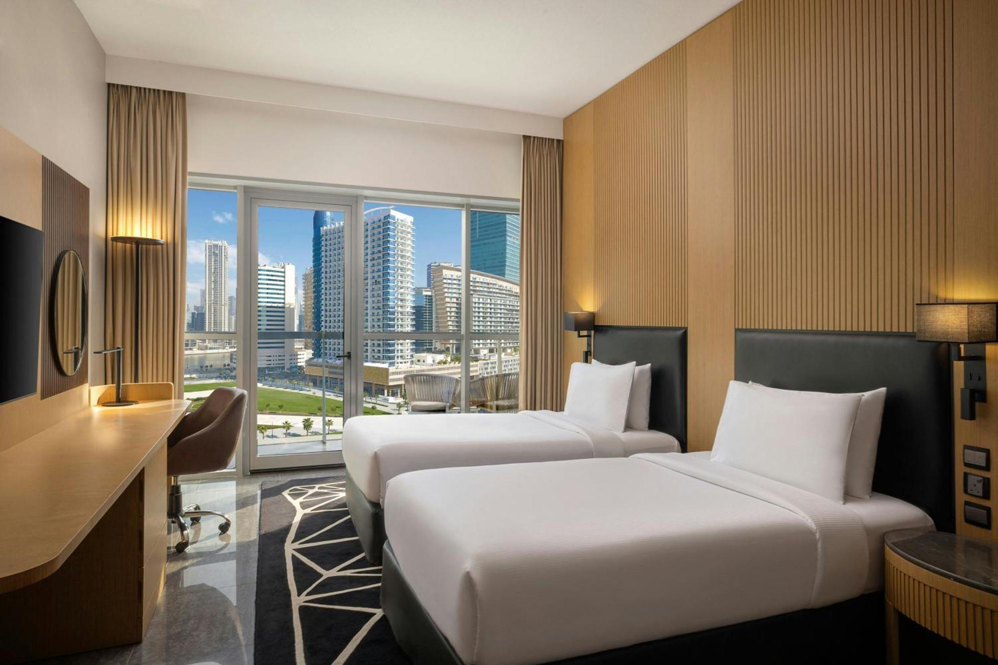 Chambre Lits Jumeaux de Luxe avec Balcon - Vue sur Ville
