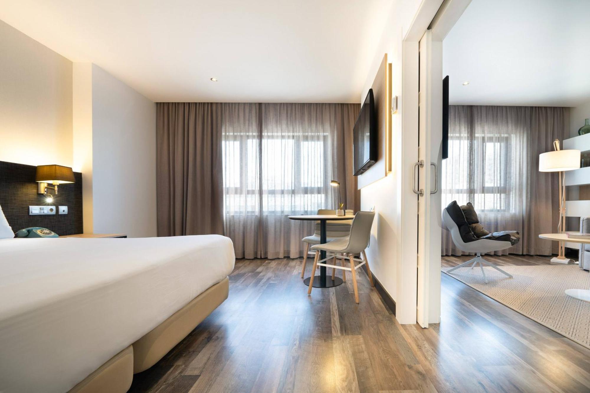 Junior Suite,1770451411:JPEG