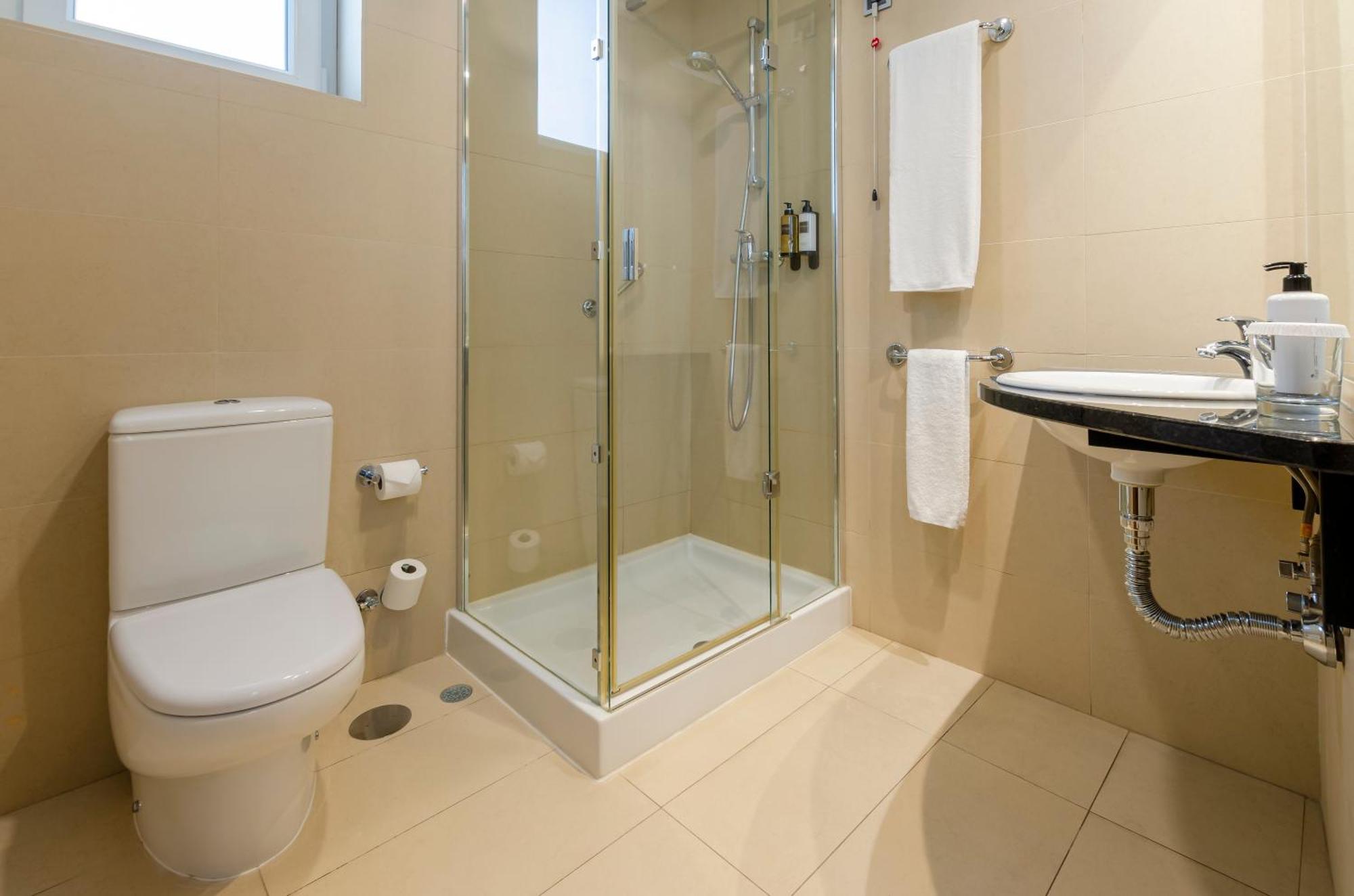 Quarto Individual com Vista Interior