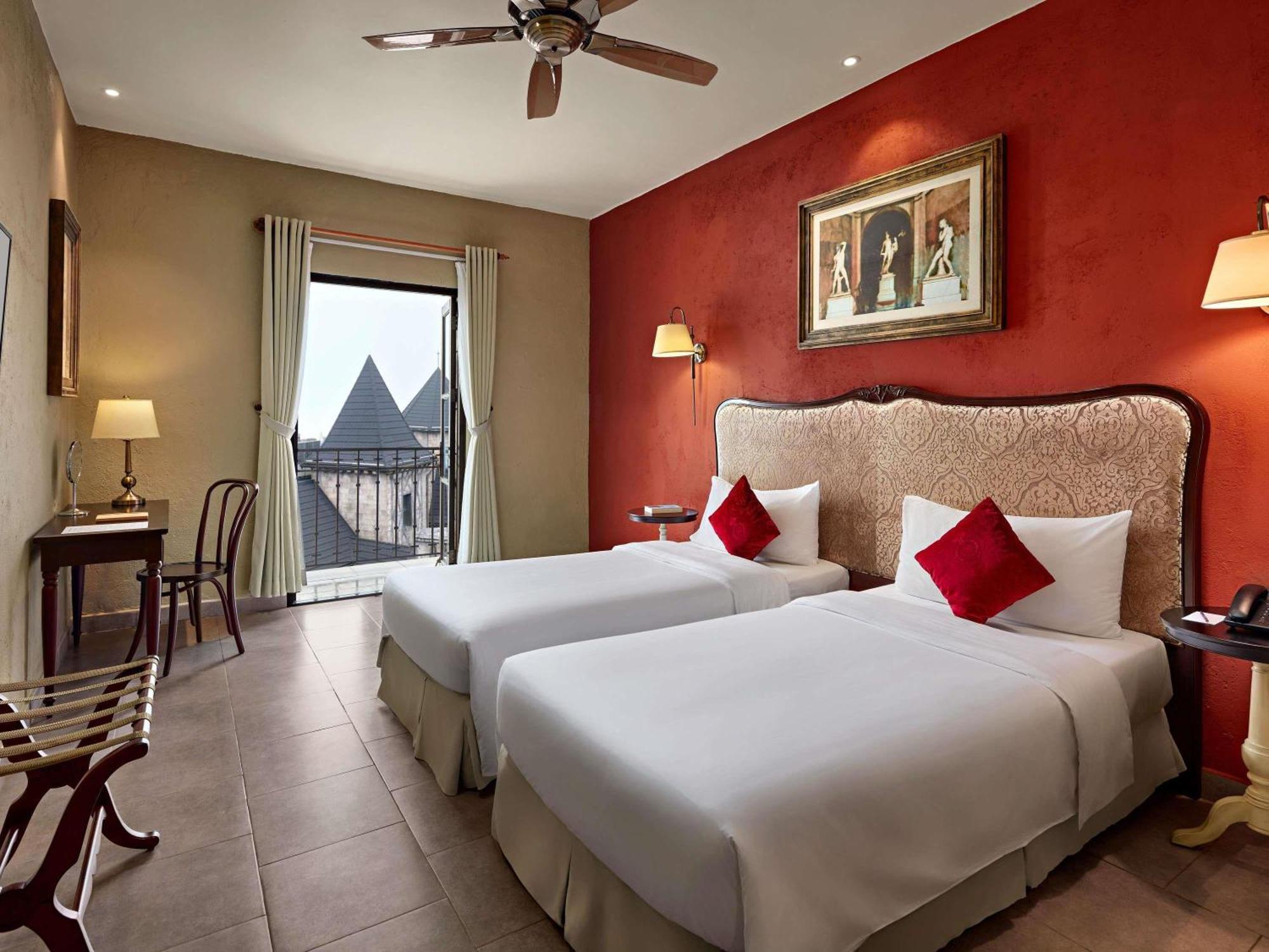 Superior Twin Room