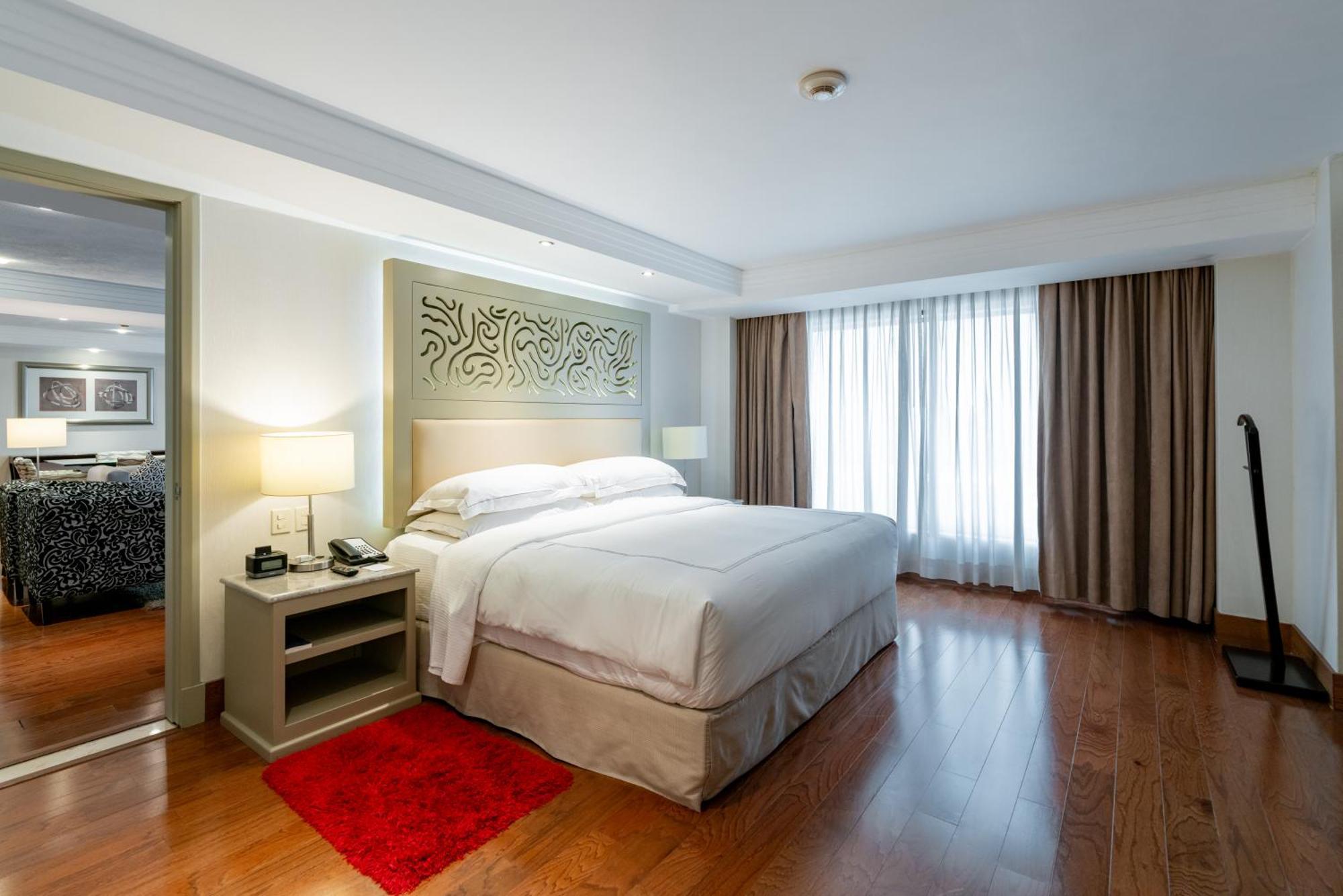 Premium Level Master Suite