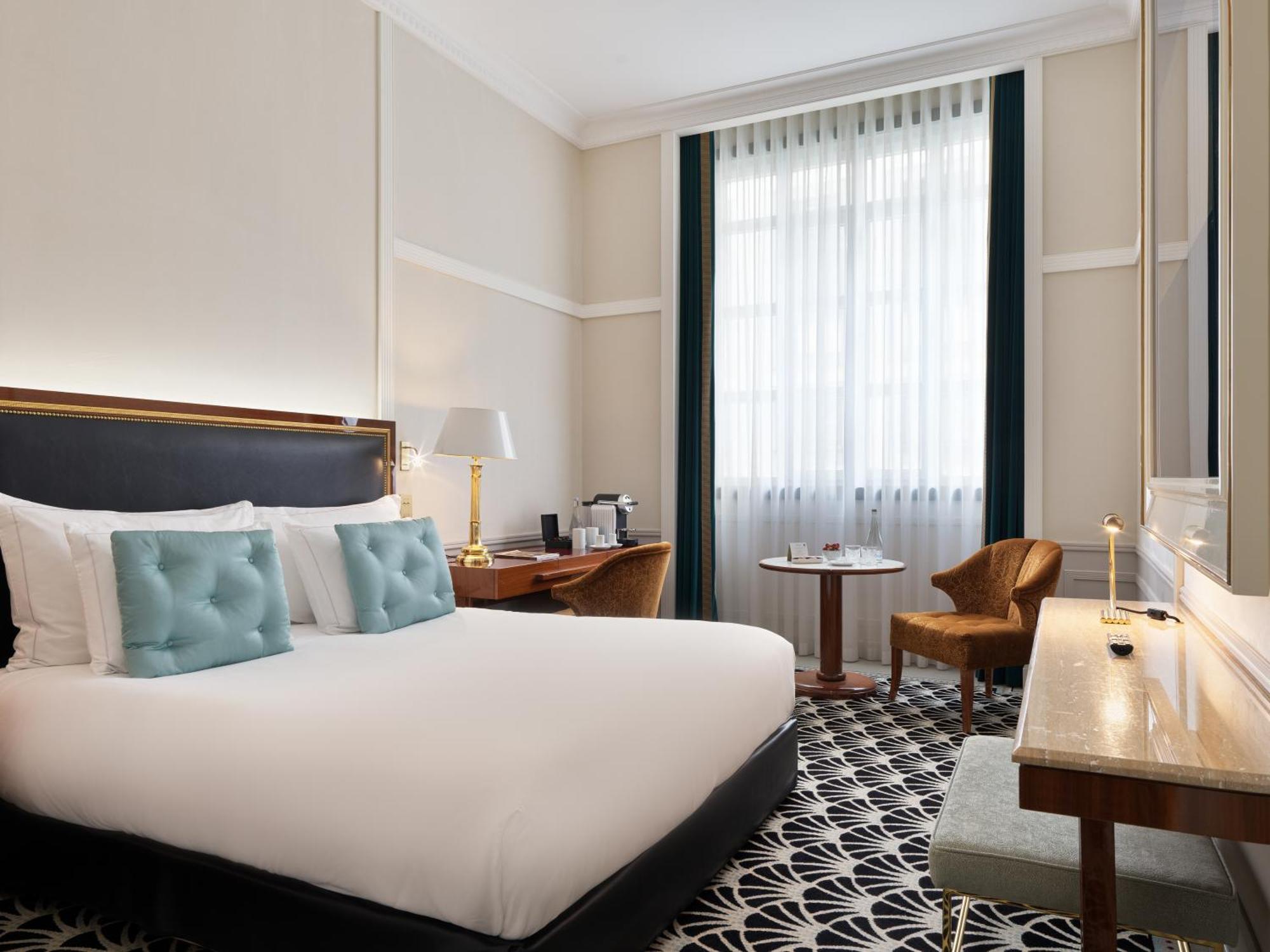 Deluxe Double or Twin Room