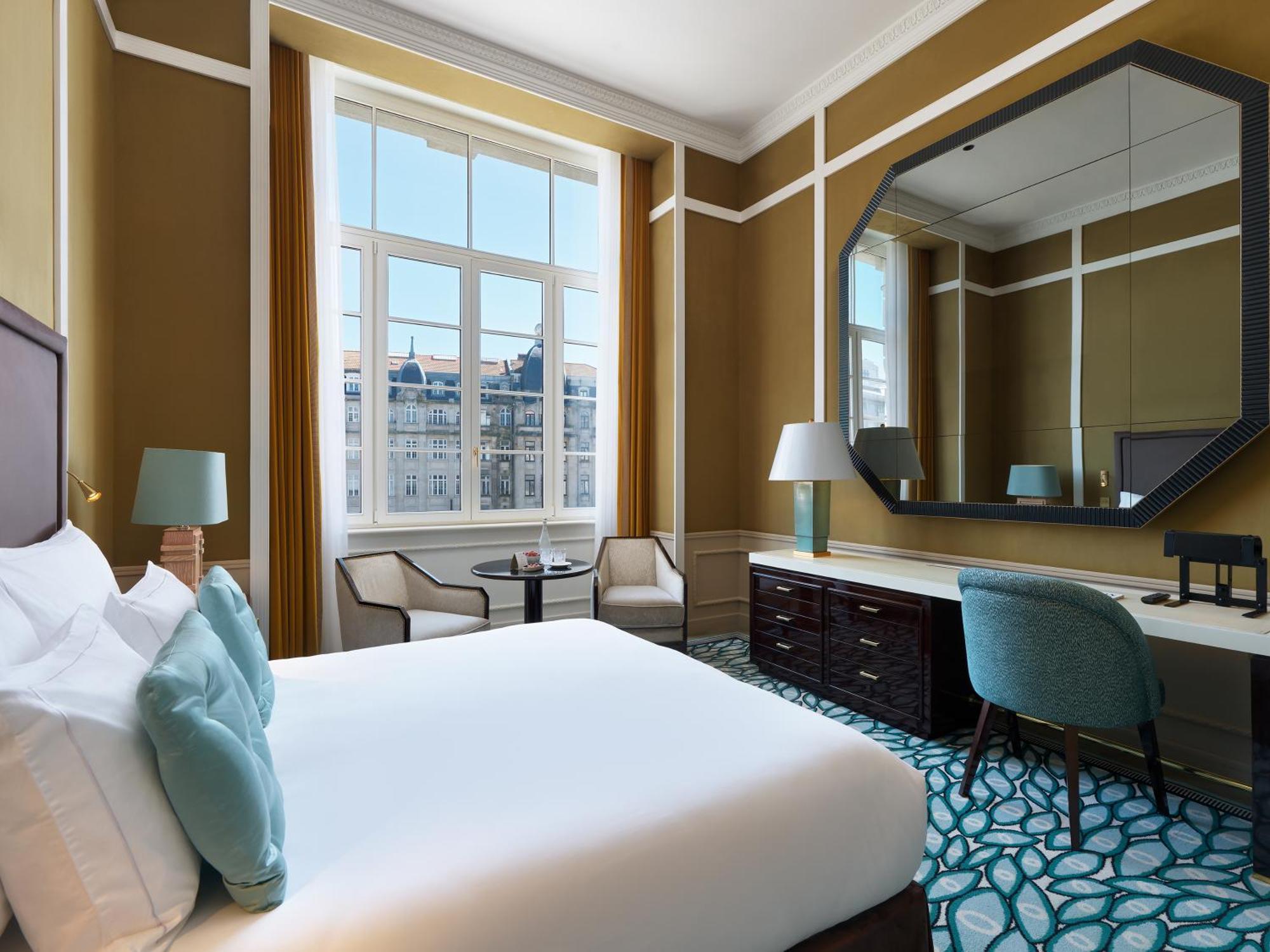 Executive Double or Twin City View
