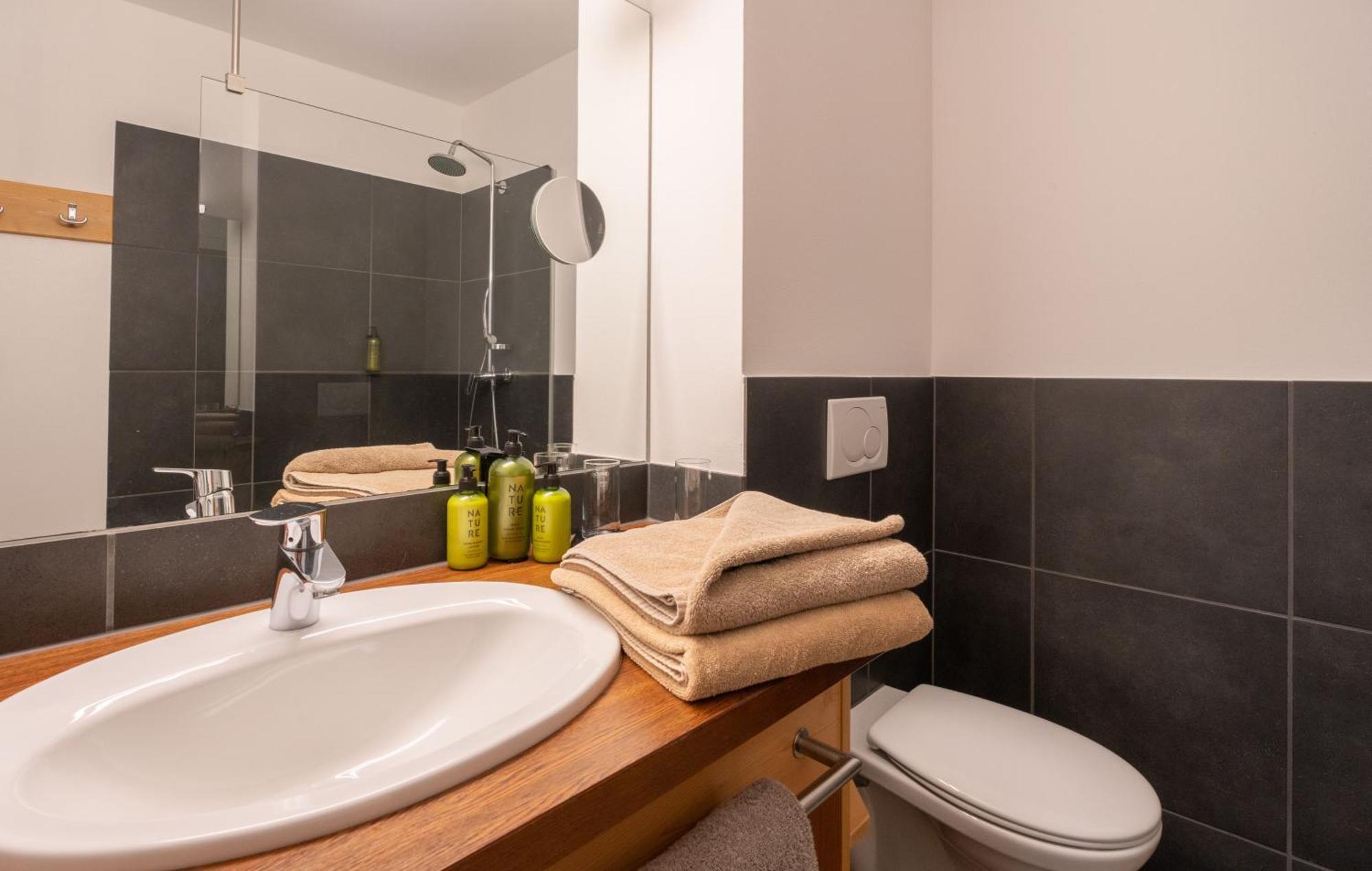 Double Room Mountain View