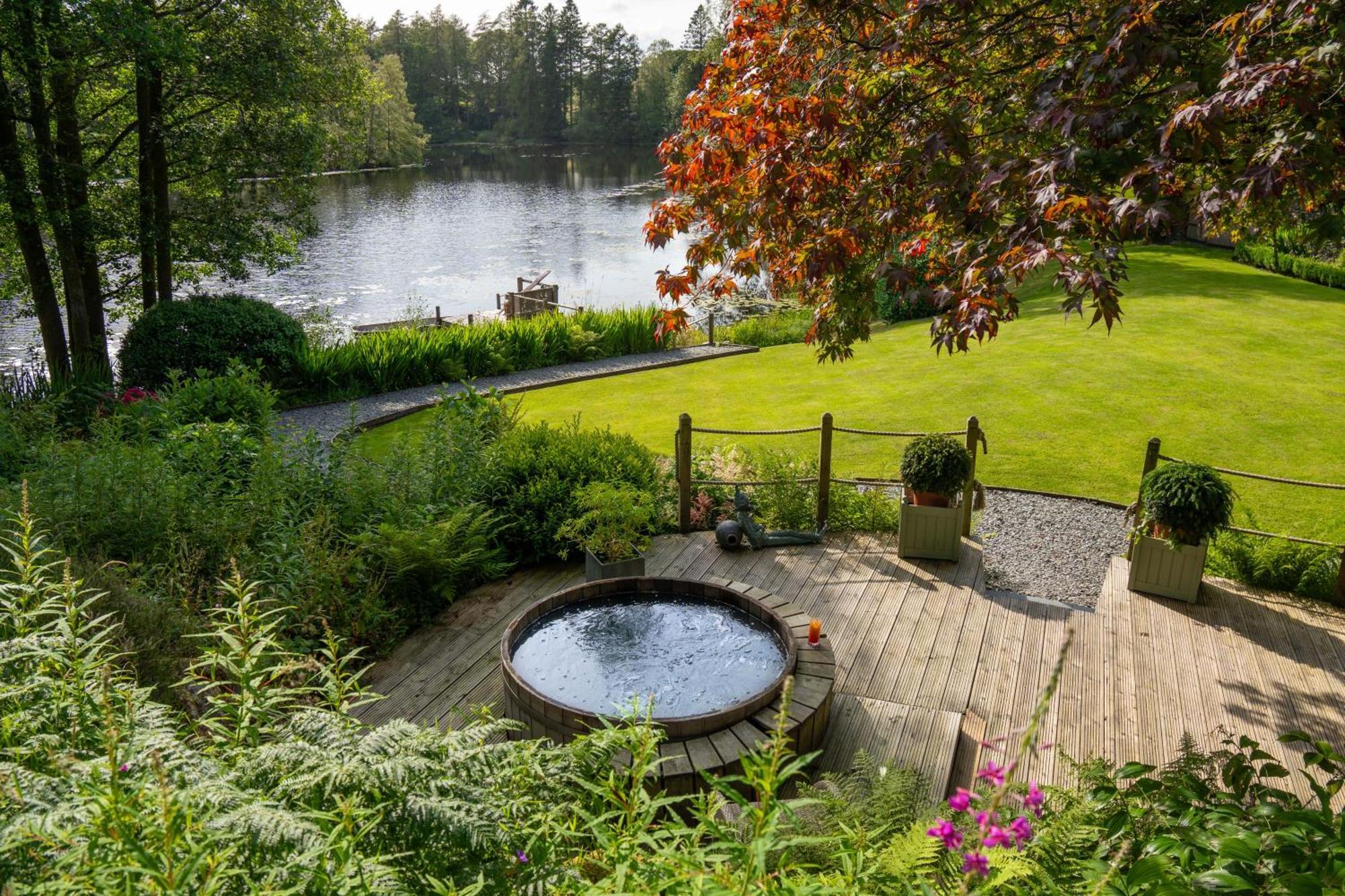 Lake House Classic Room
