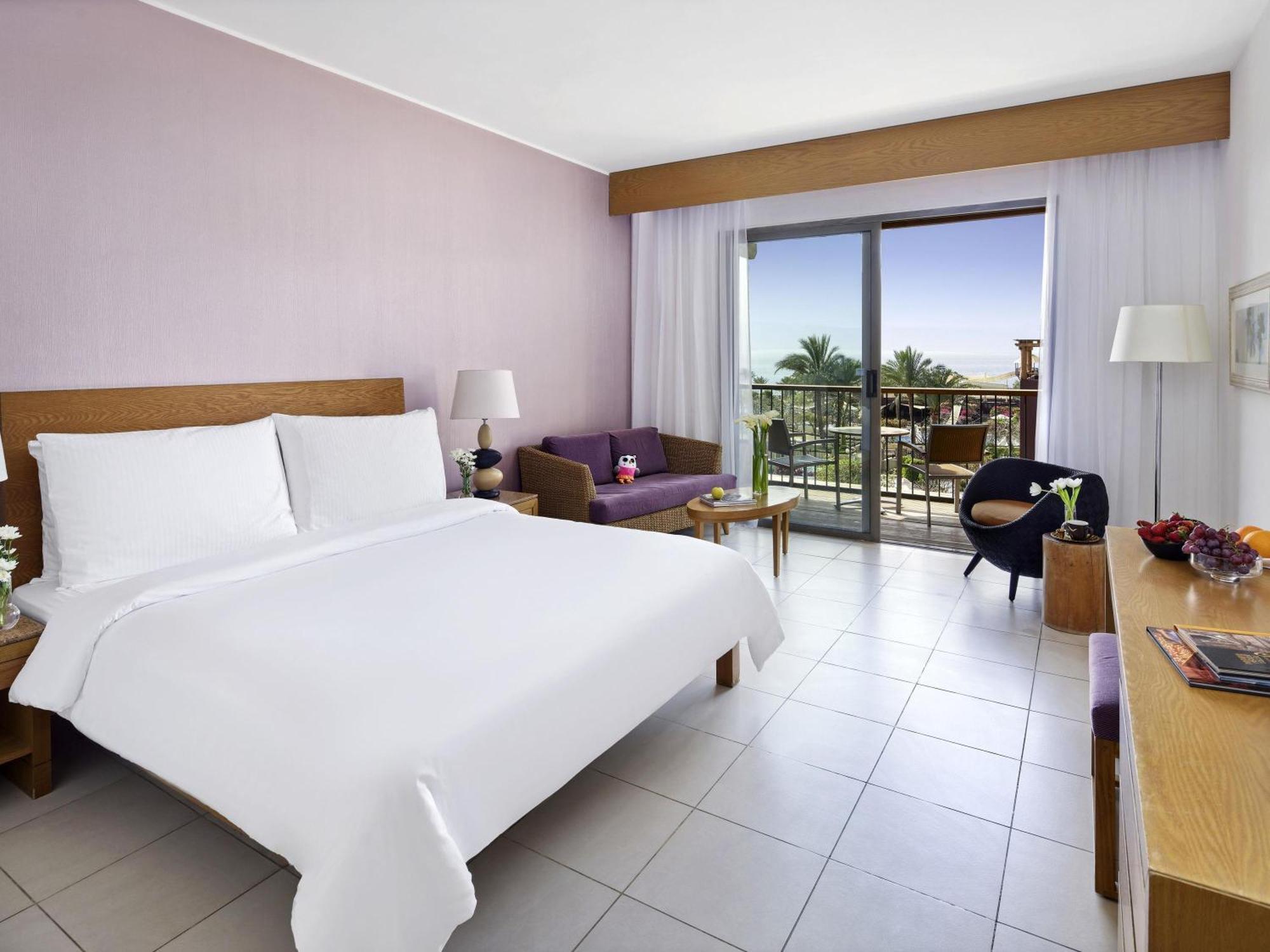 Superior King Room Sea View