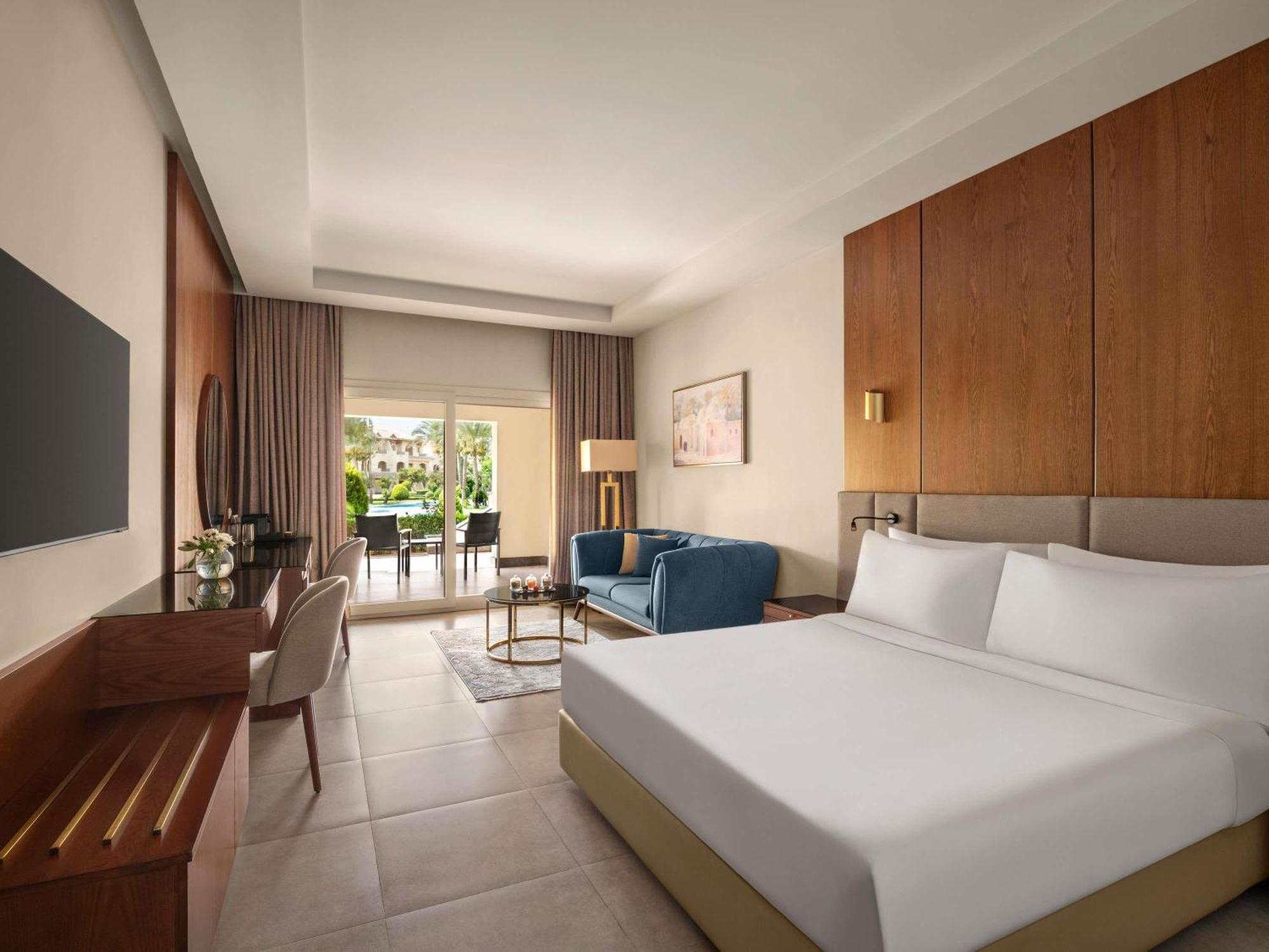 Premier King Room