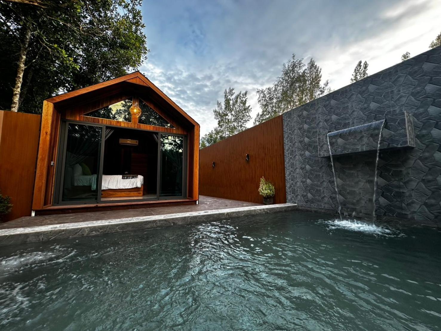 Villa con piscina privada