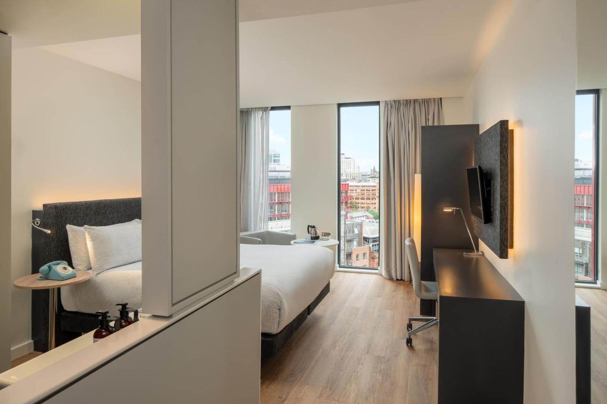 The INNSiDE Room City View