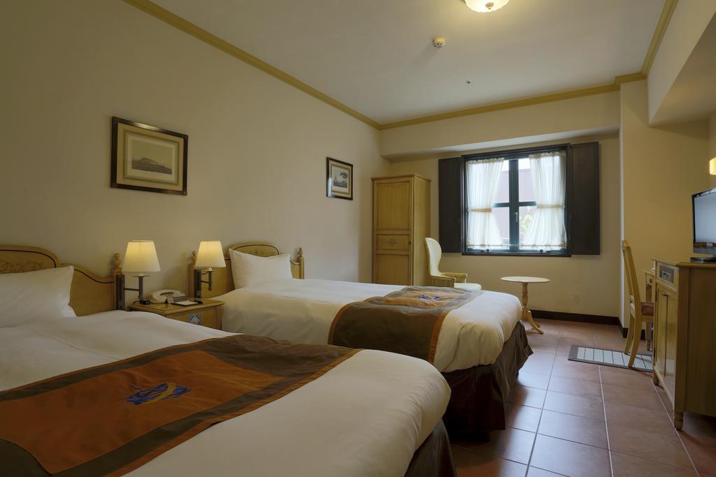 Deluxe Twin Room - Non-Smoking