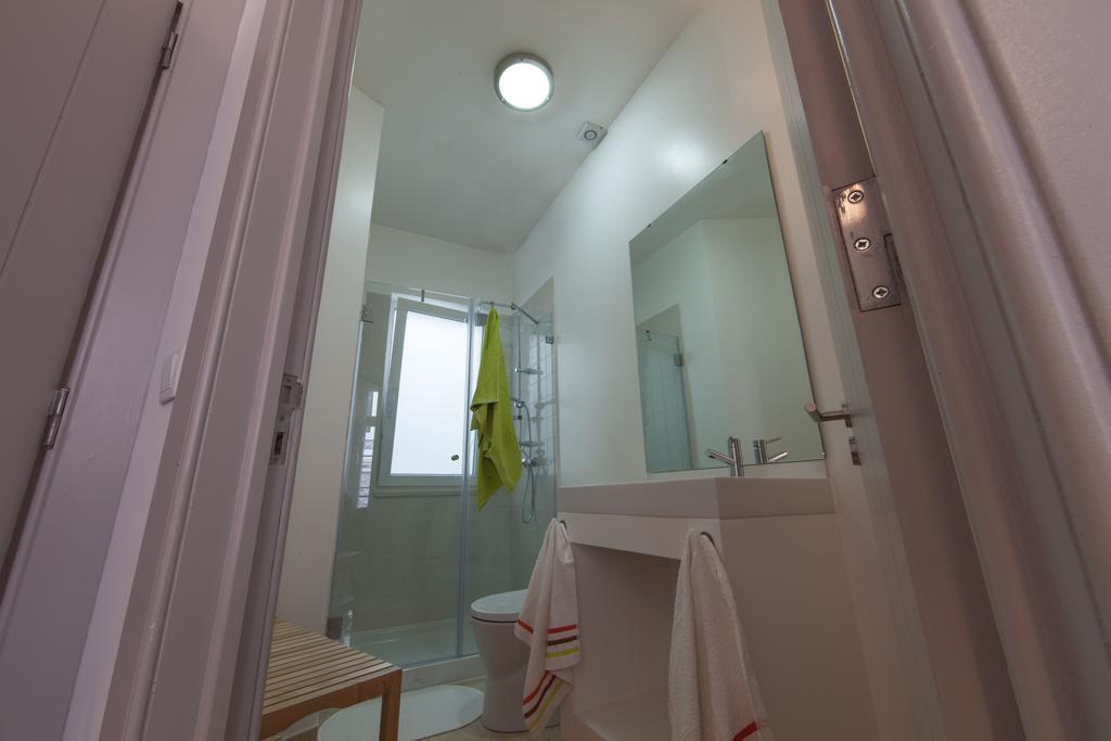 Double Room Bathroom
