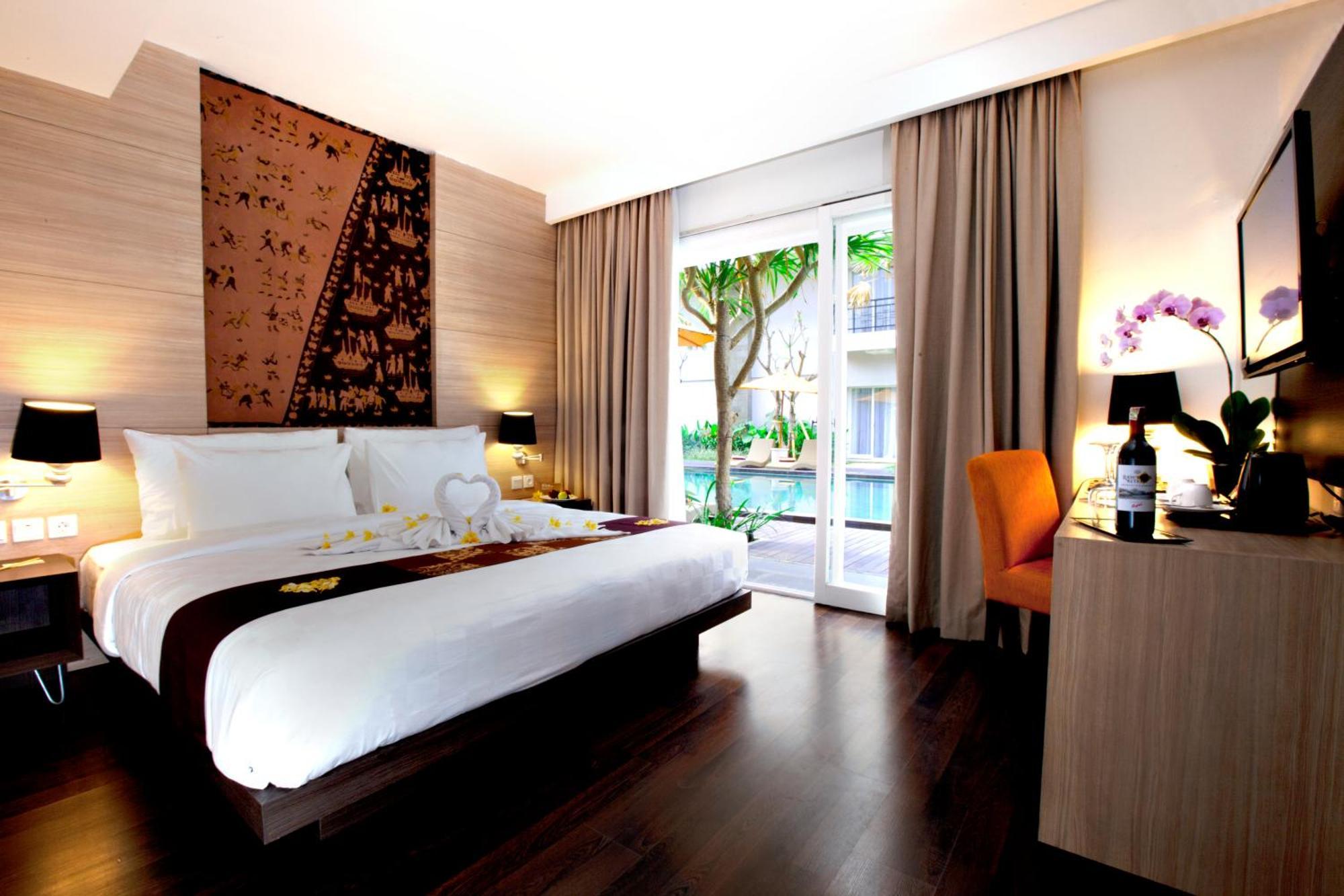 Deluxe Double or Twin Room with Pool Terrace