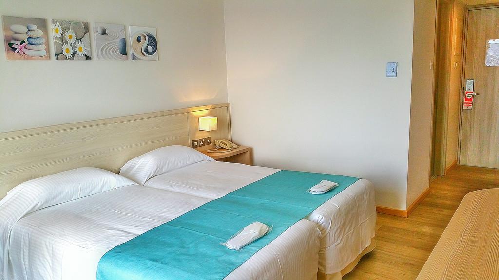 Double or Twin Room with Garden View,768829468:JPEG