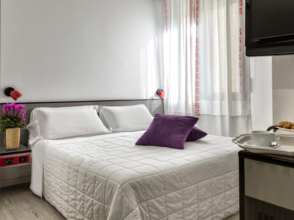 Economy Double or Twin Room