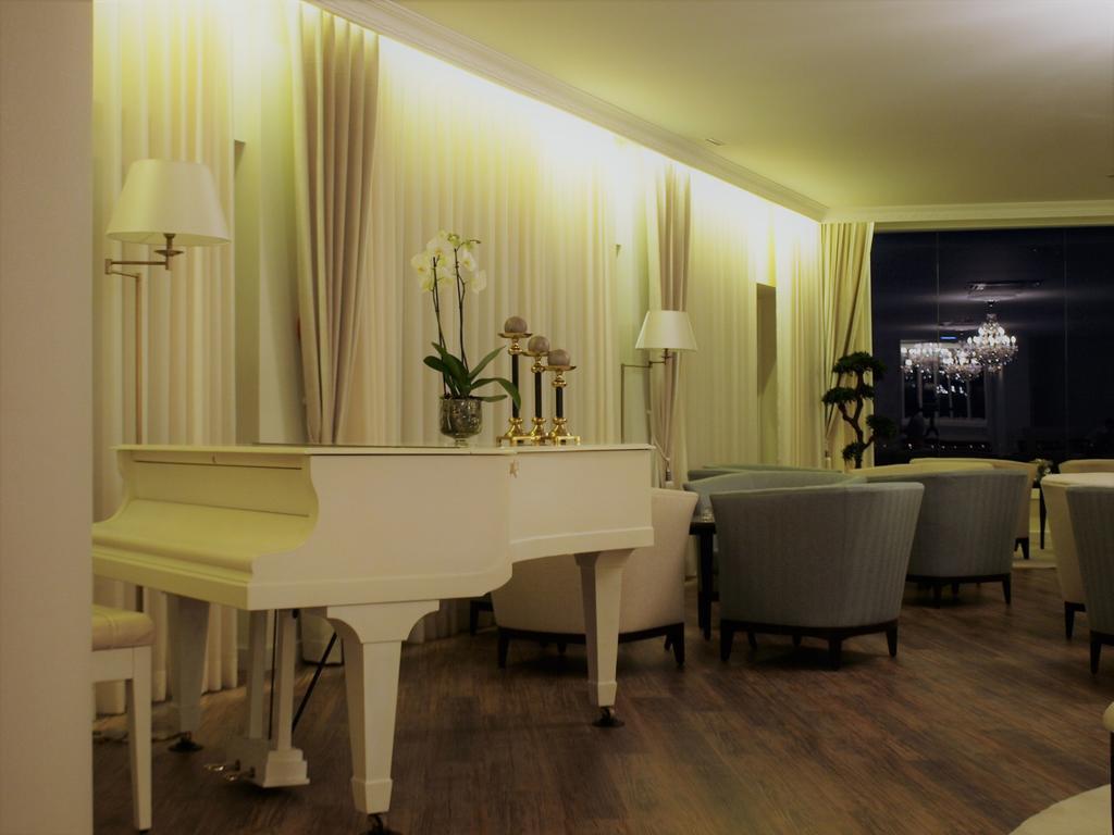 Double or Twin Room Romantic