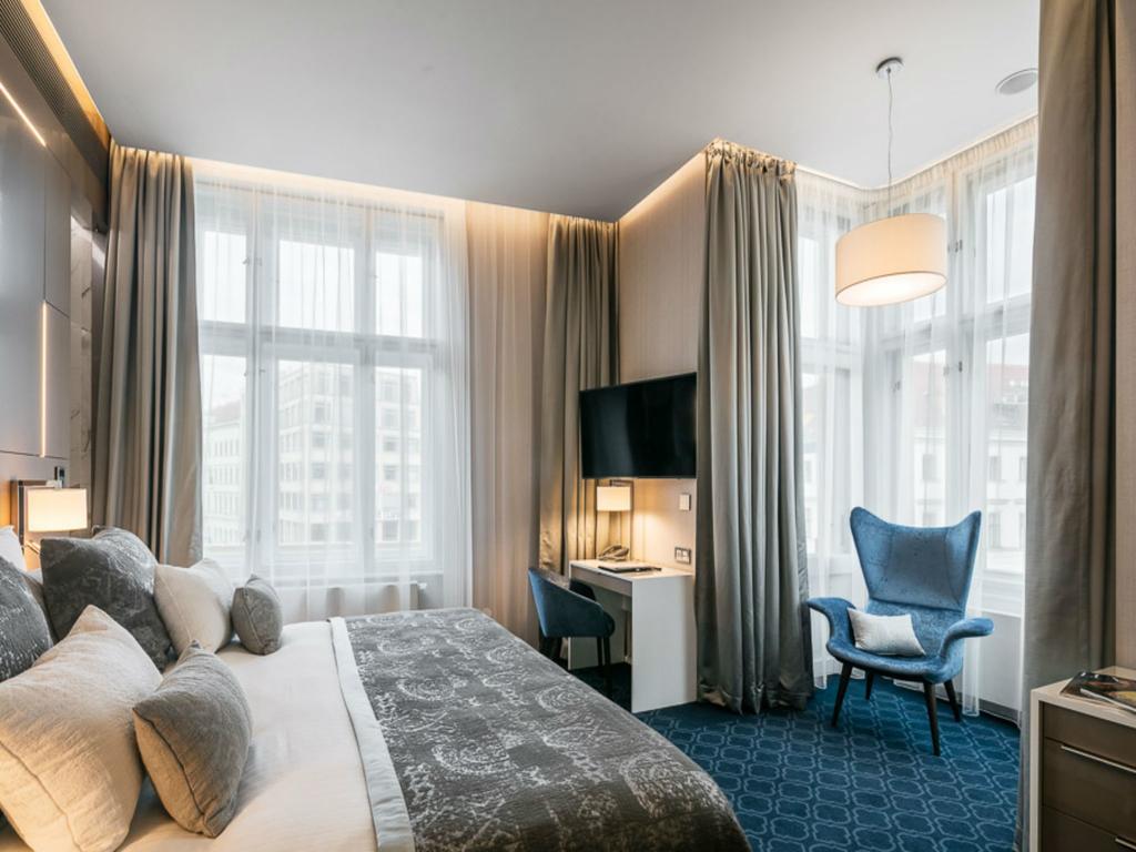 King David Suite with Lounge and Spa Access,706146061:JPEG