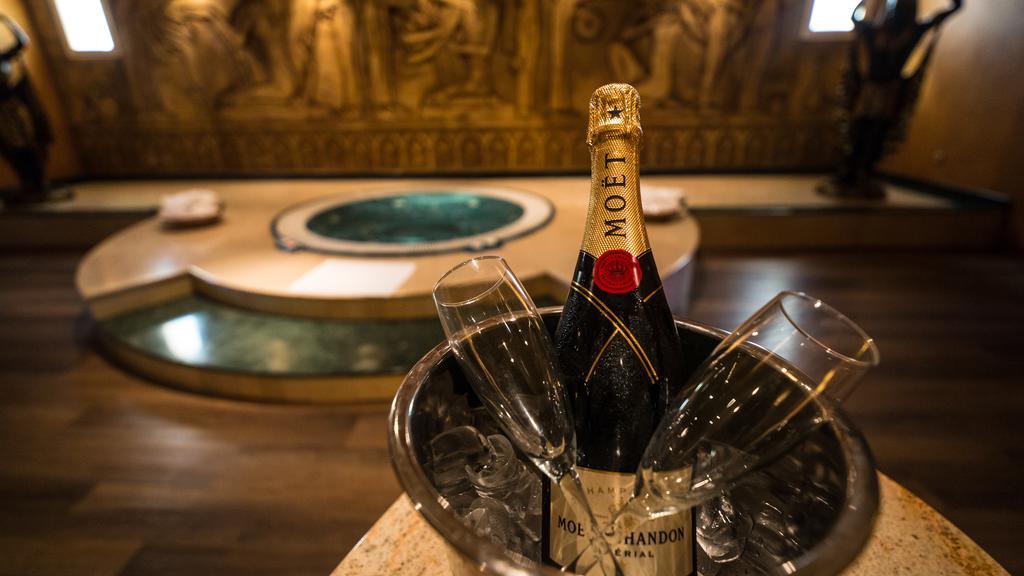 Presidential Suite,448106673:JPEG