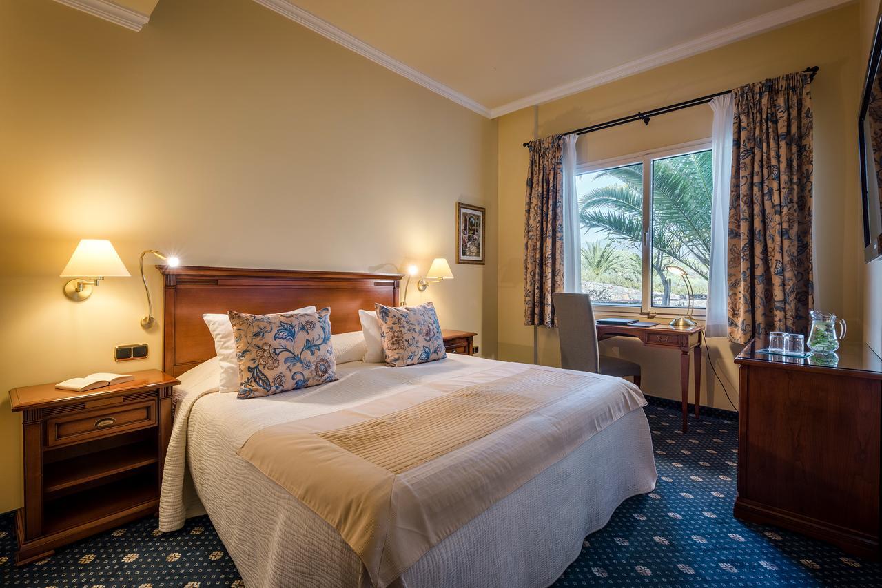 Double Room Mountain View