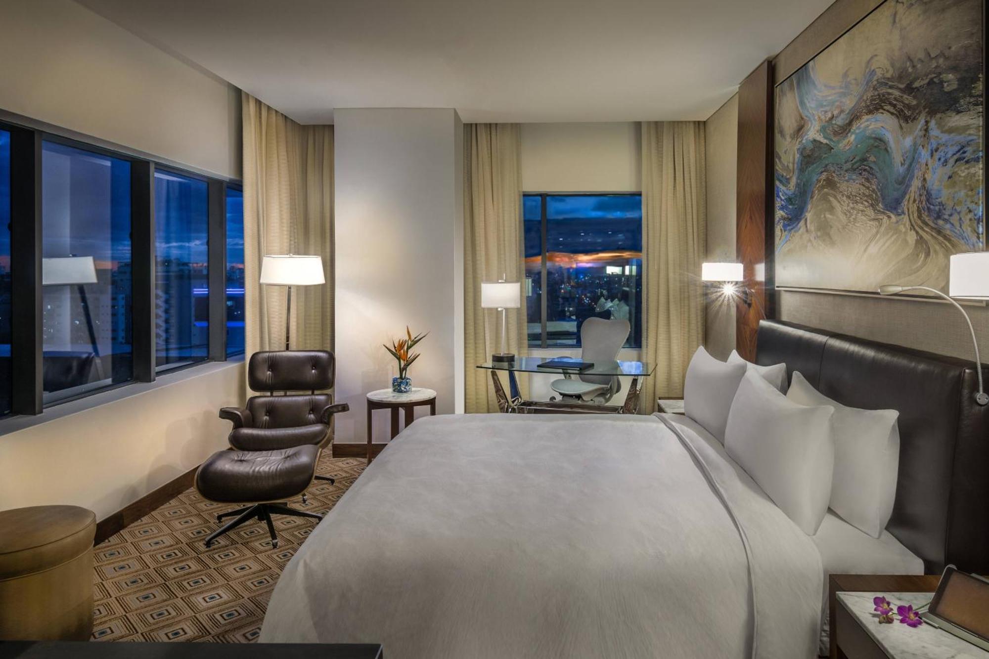Deluxe Zimmer mit Kingsize-Bett