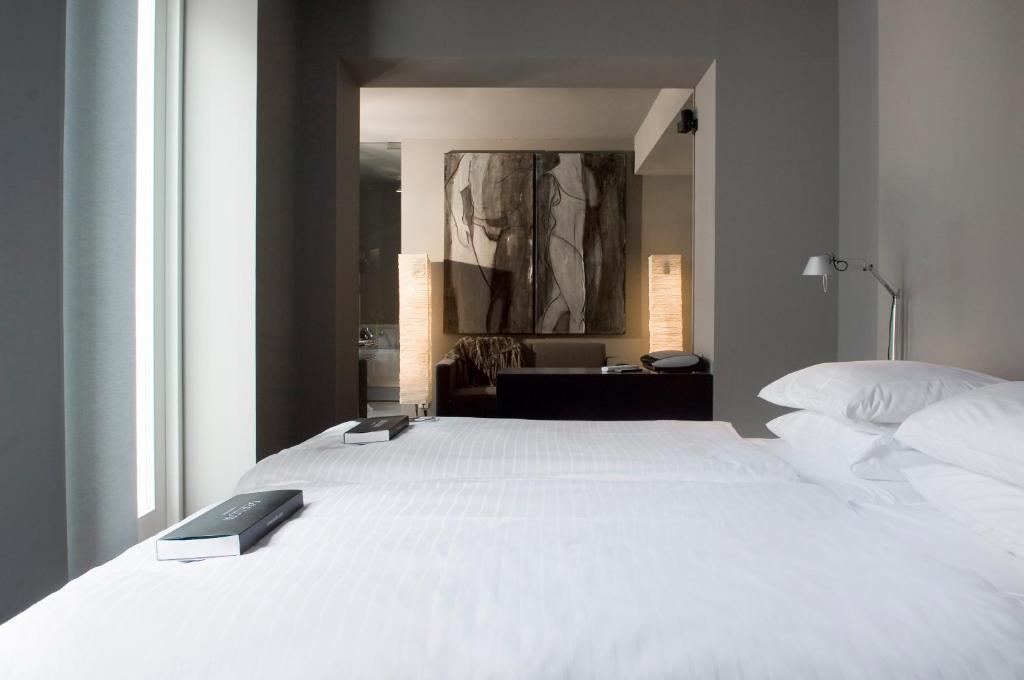 Deluxe Twin or Double Room,1210172164:JPEG