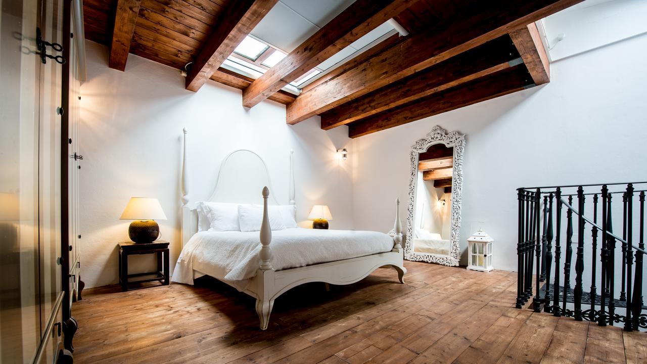Flexible Room,710707726:JPEG