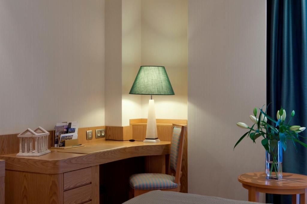 Habitación Doble Clásica con vistas a la ciudad - 1 o 2 camas