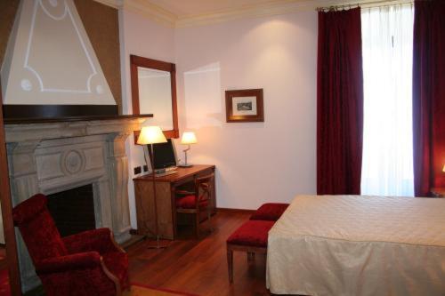 Double or Twin Room,692790972:JPEG