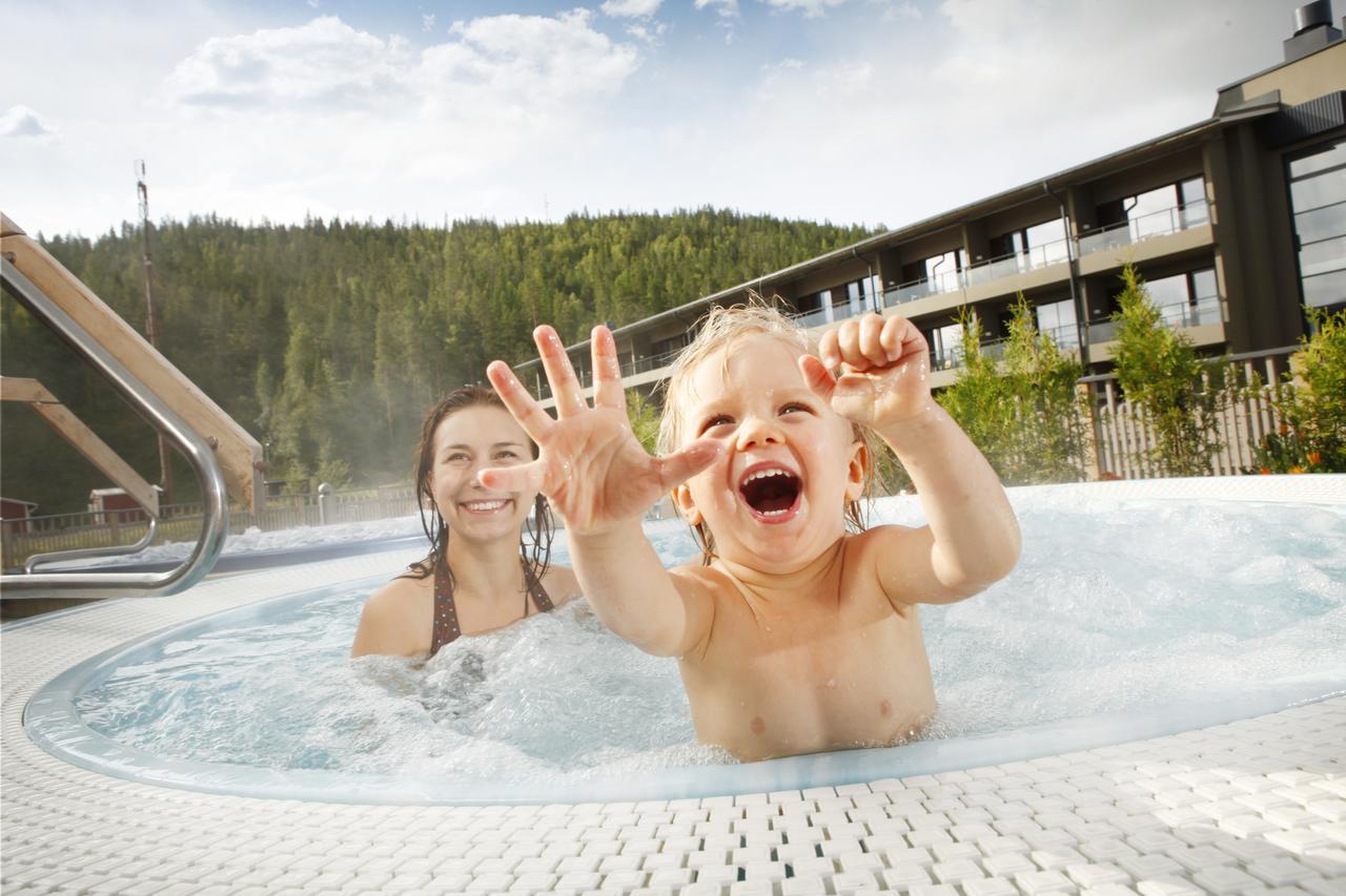 Family Room Spa Access