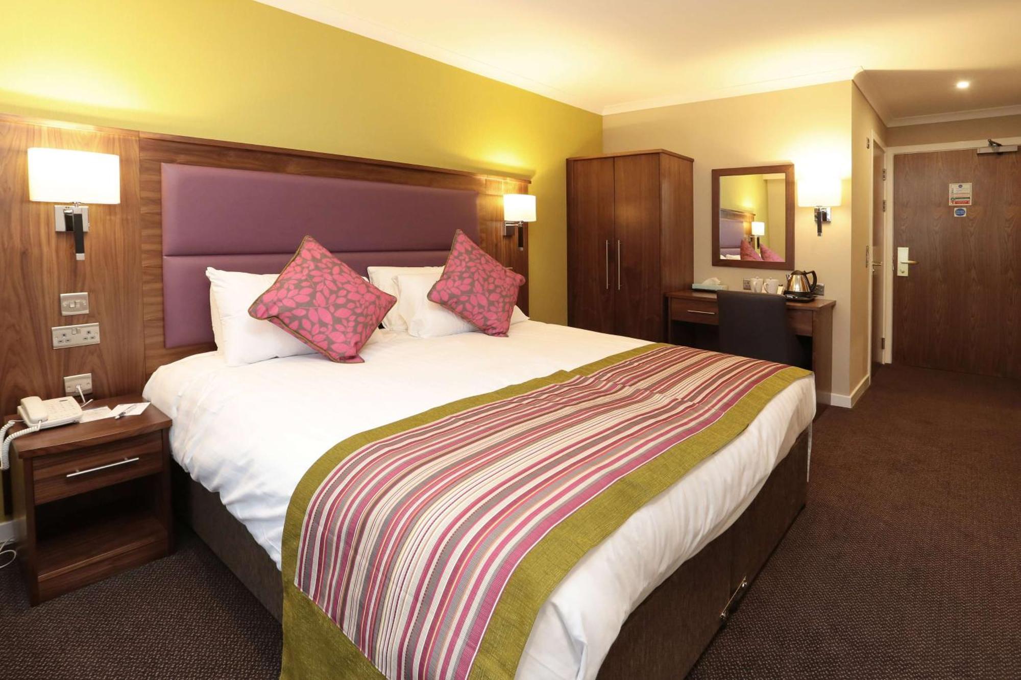 Standard King Room