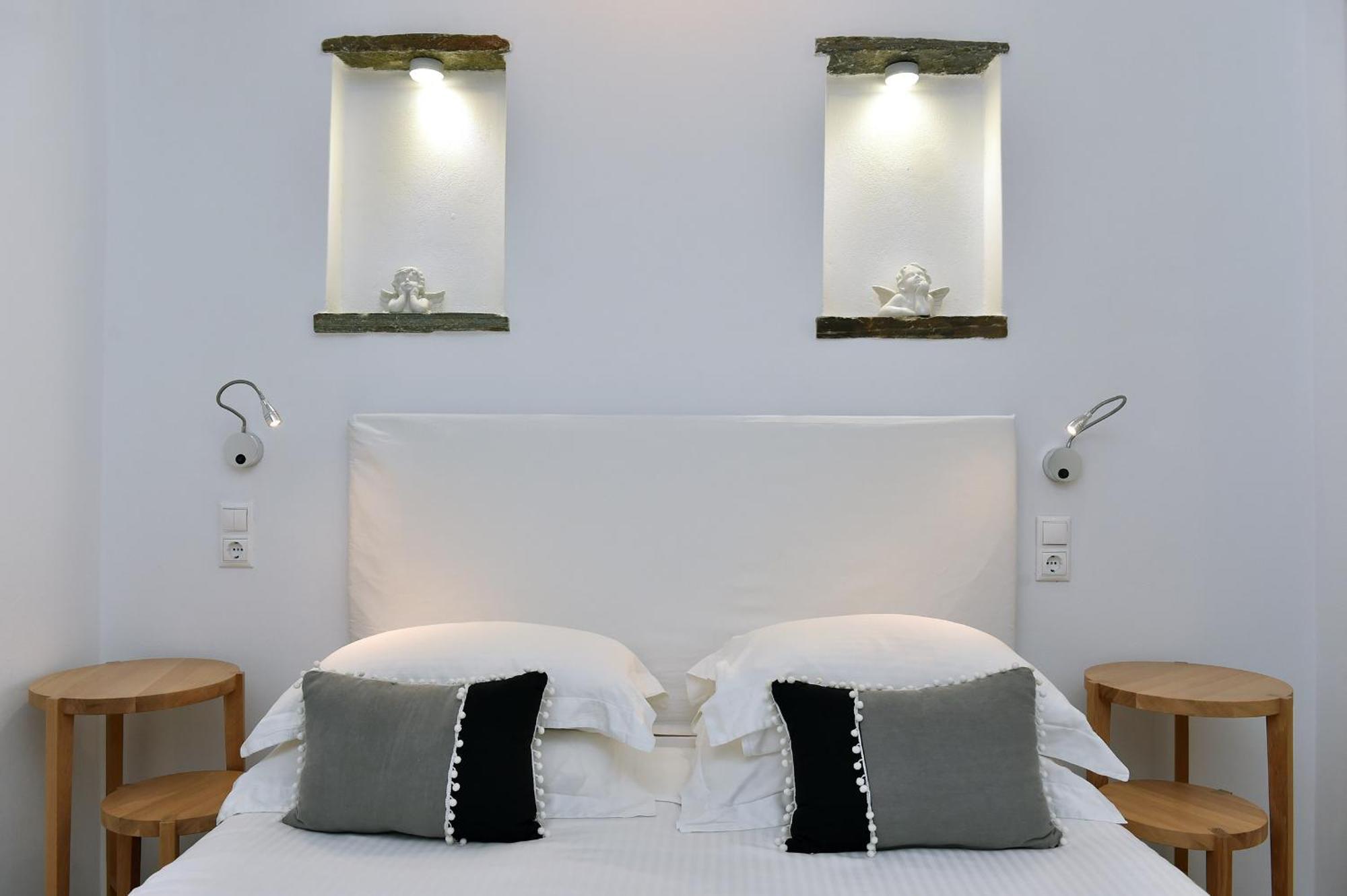 Camera Comfort Matrimoniale/Doppia con Letti Singoli con Balcone