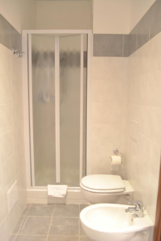 Quarto Duplo com Casa de Banho Privativa