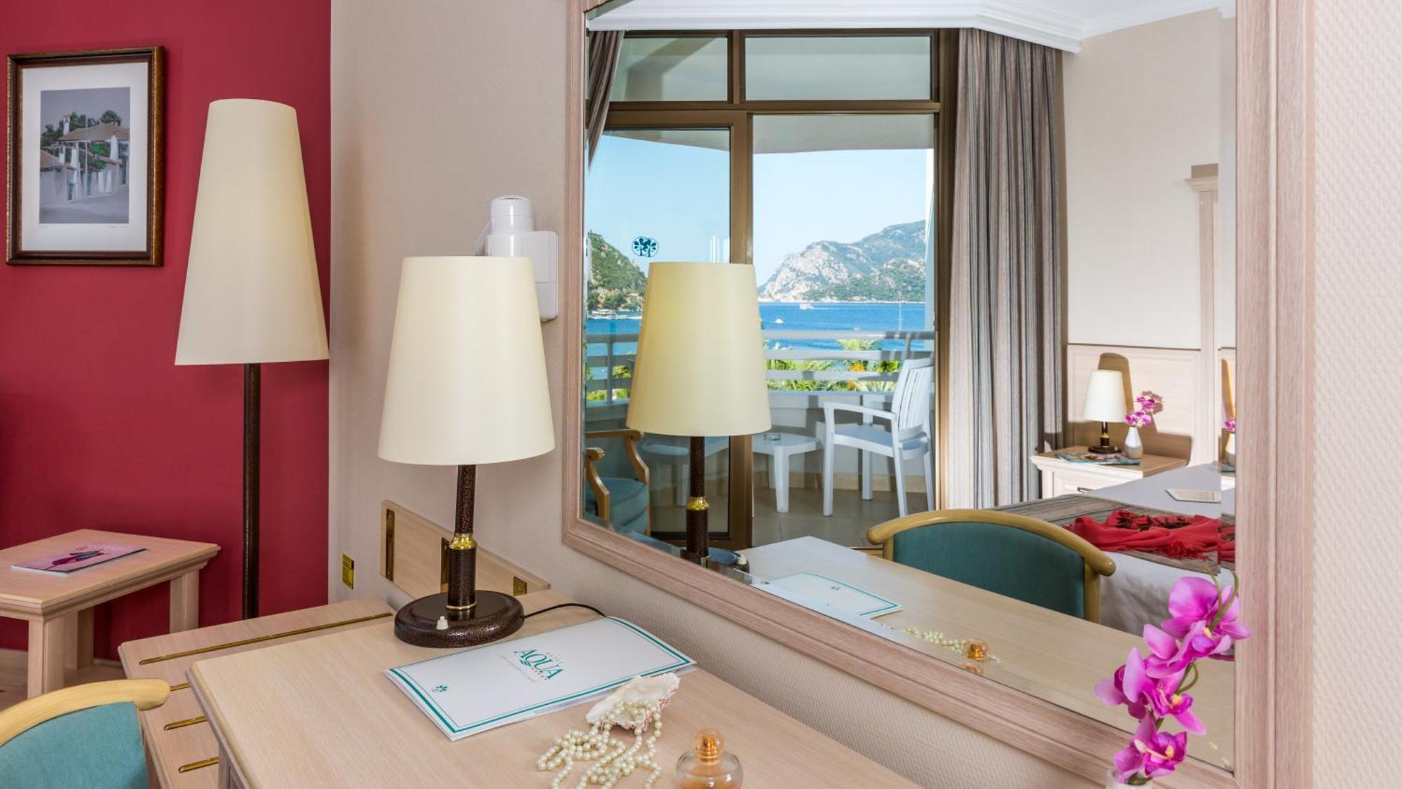 Standard Double or Twin Room with Partial Sea View,1275046543:JPEG