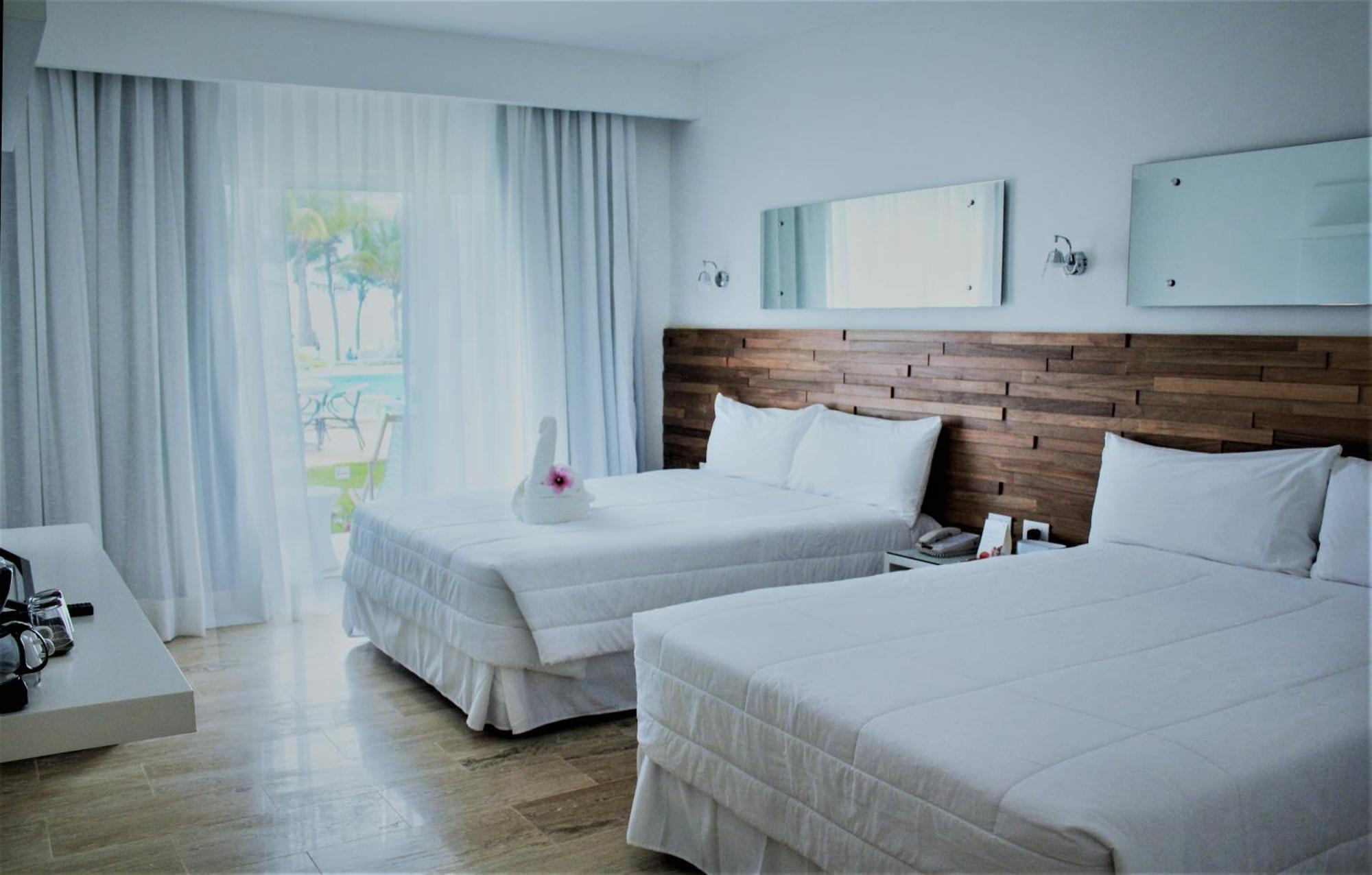 Chambre Queen Supérieure avec 2 Lits Queen-Size - Vue sur Océan - Non-Fumeurs