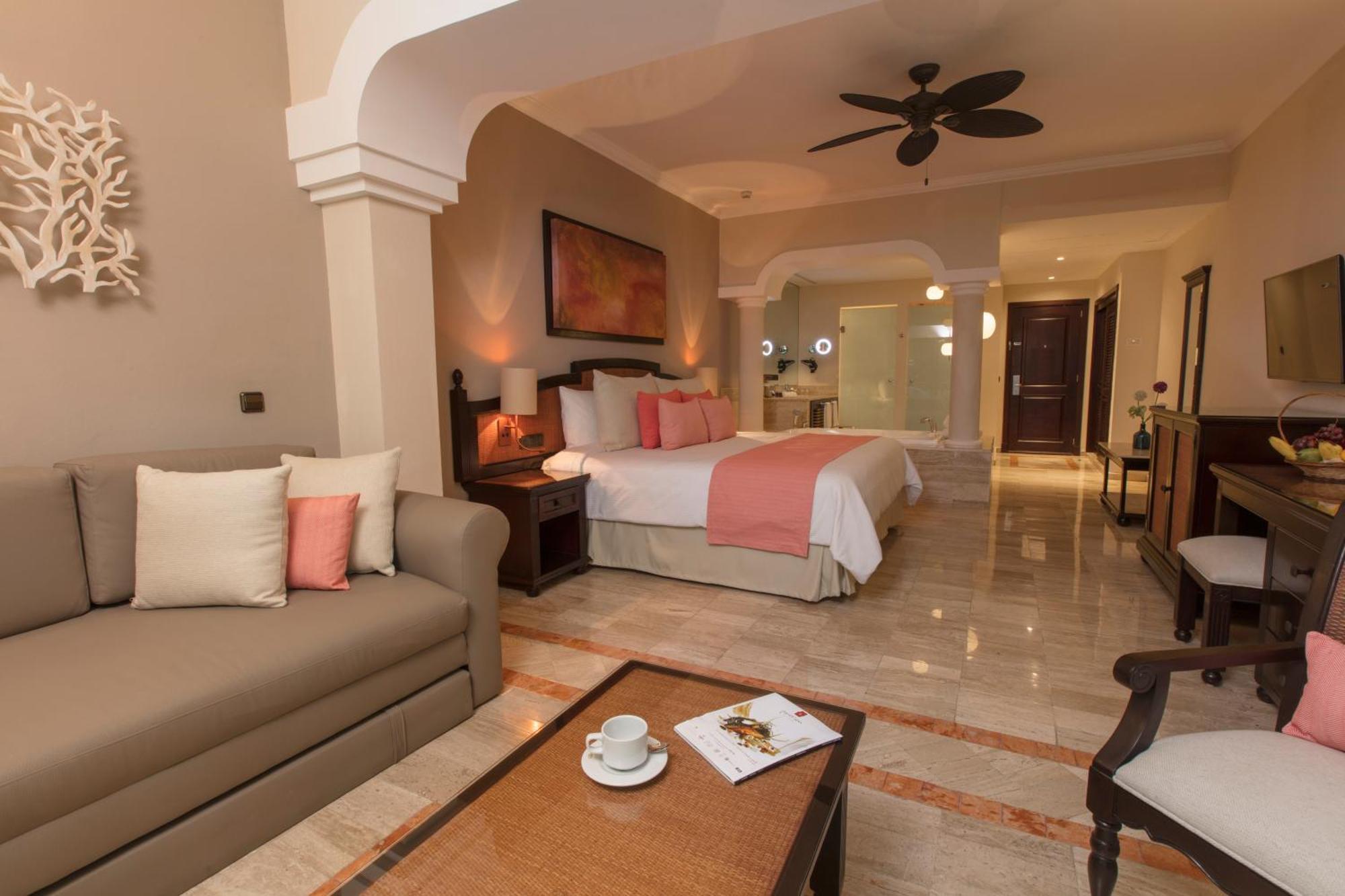 Junior Suite Beachside,1705568906:JPEG