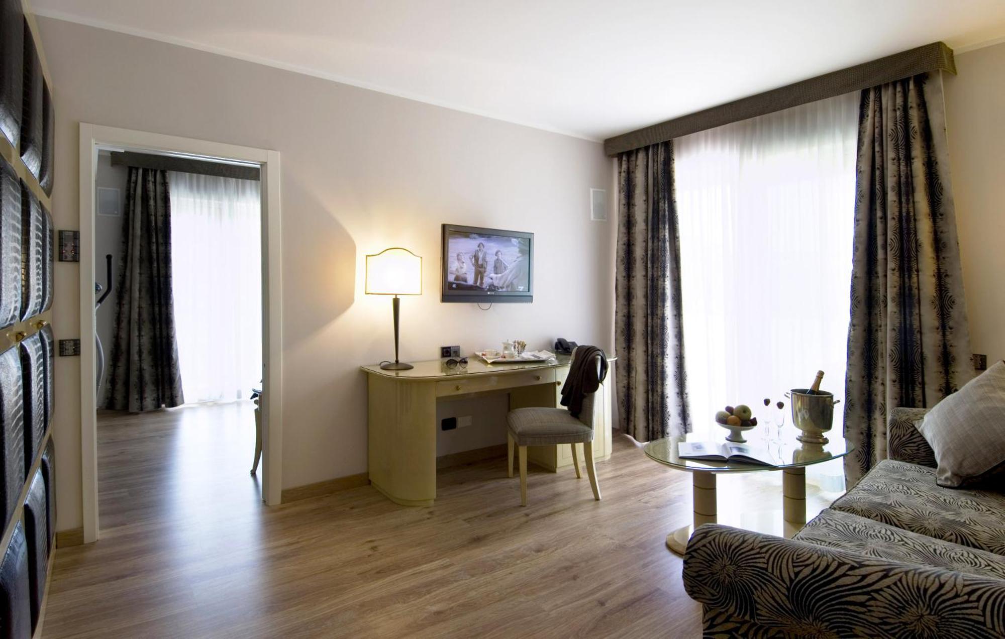 Suite with Sauna