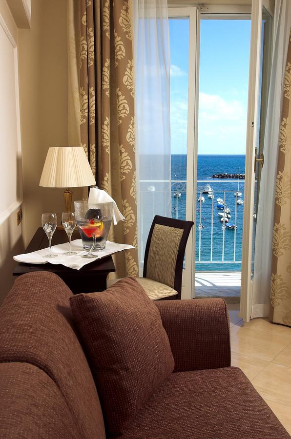 Junior Suite Sea View,633313617:JPEG