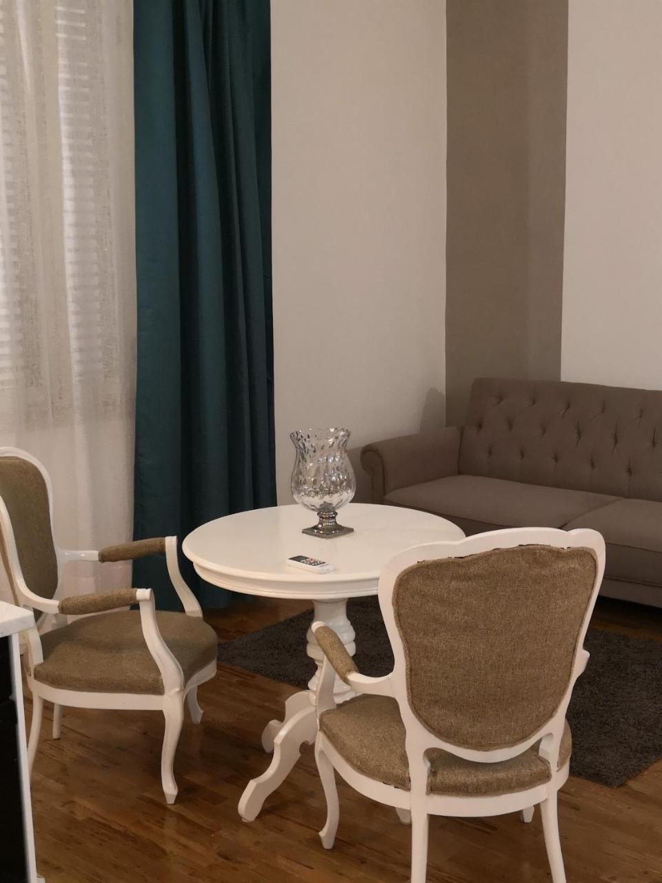 Apartment 150 Annex