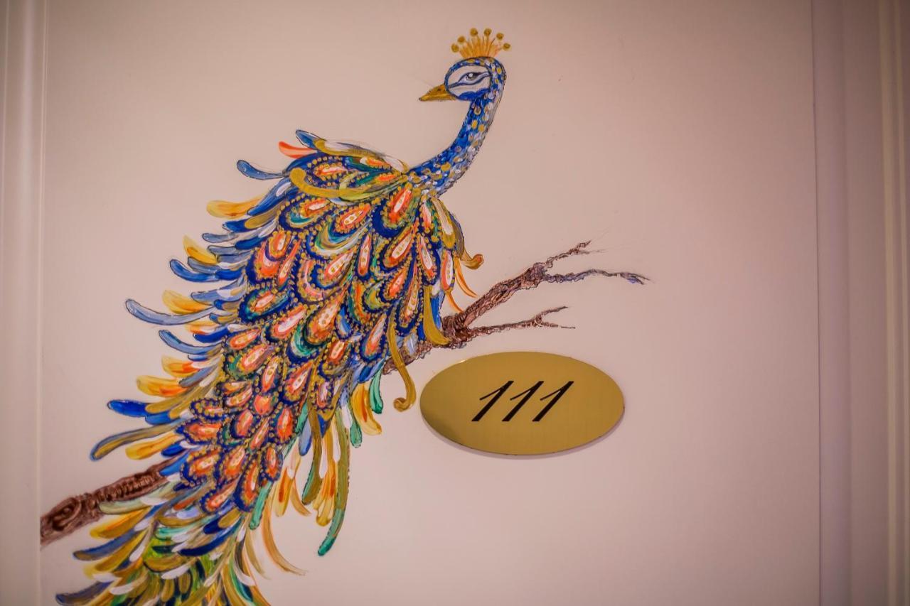 Deluxe Suite,735758986:JPEG