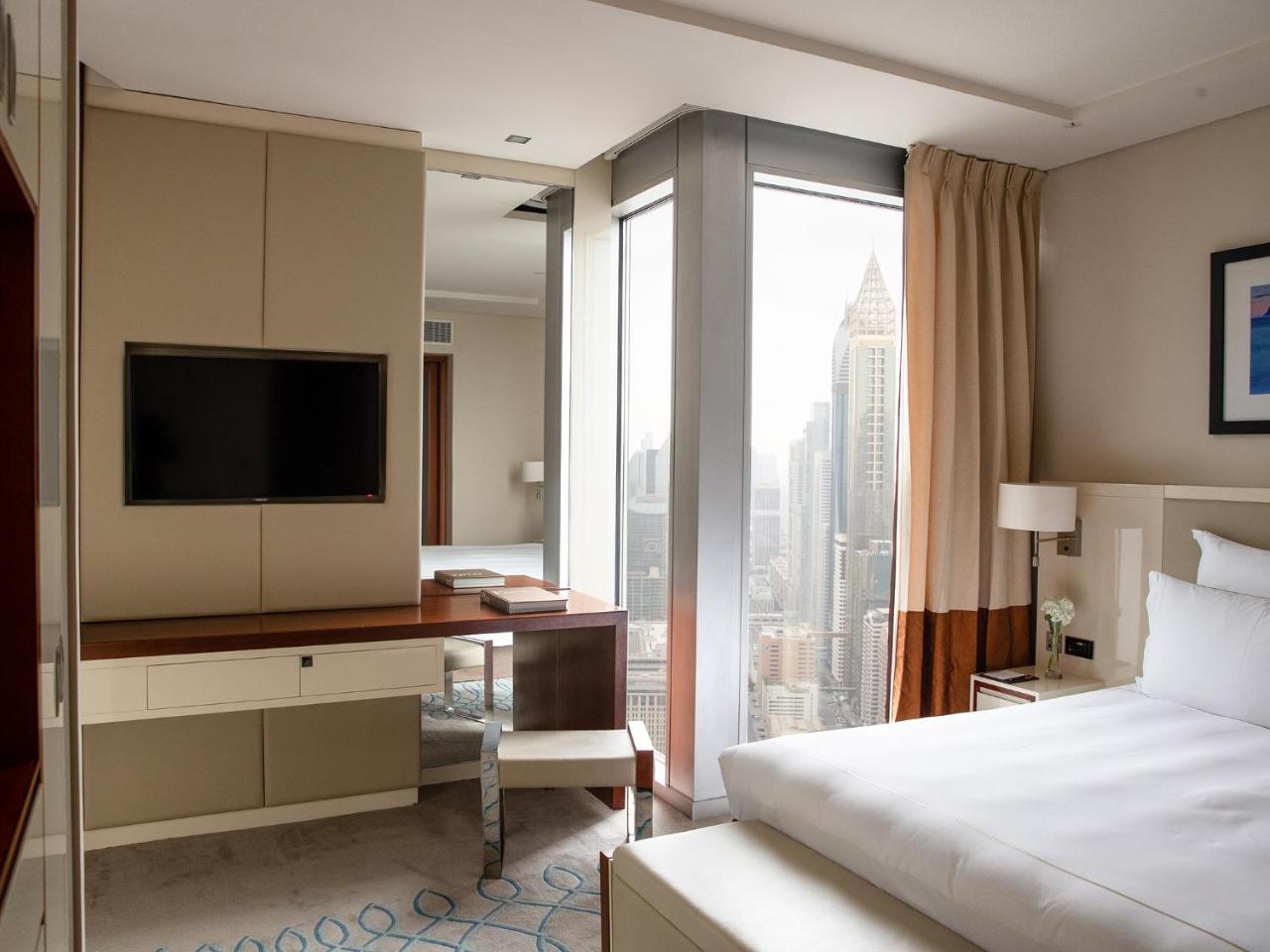 Junior Suite Panoramic Skyline Views Direct Connectivity to Museum of The Future Complimentary Signature Afternoon Tea Evening Sundowners Soft Refreshments Canapes,1190722564:JPEG