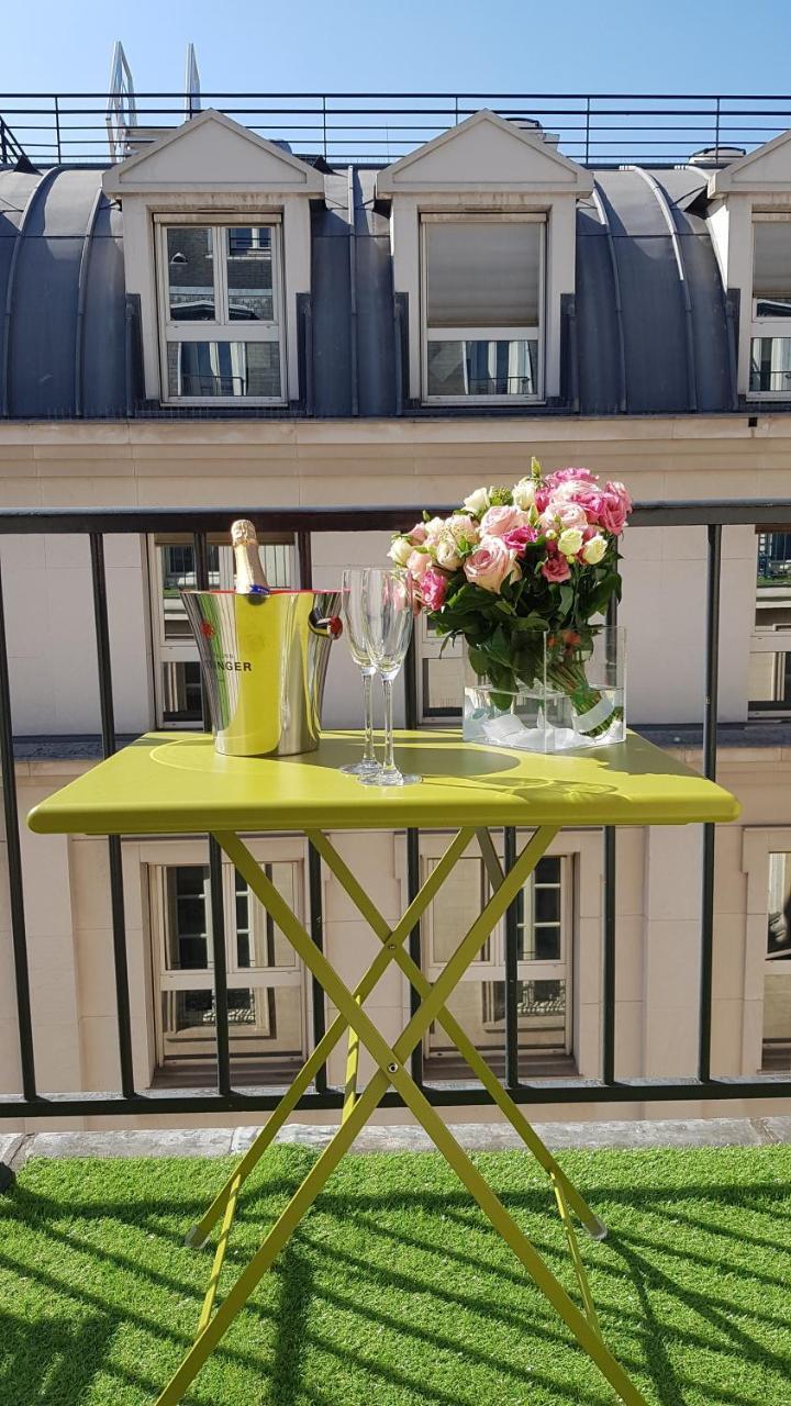 Deluxe Double Room with Balcony,930699424:JPEG