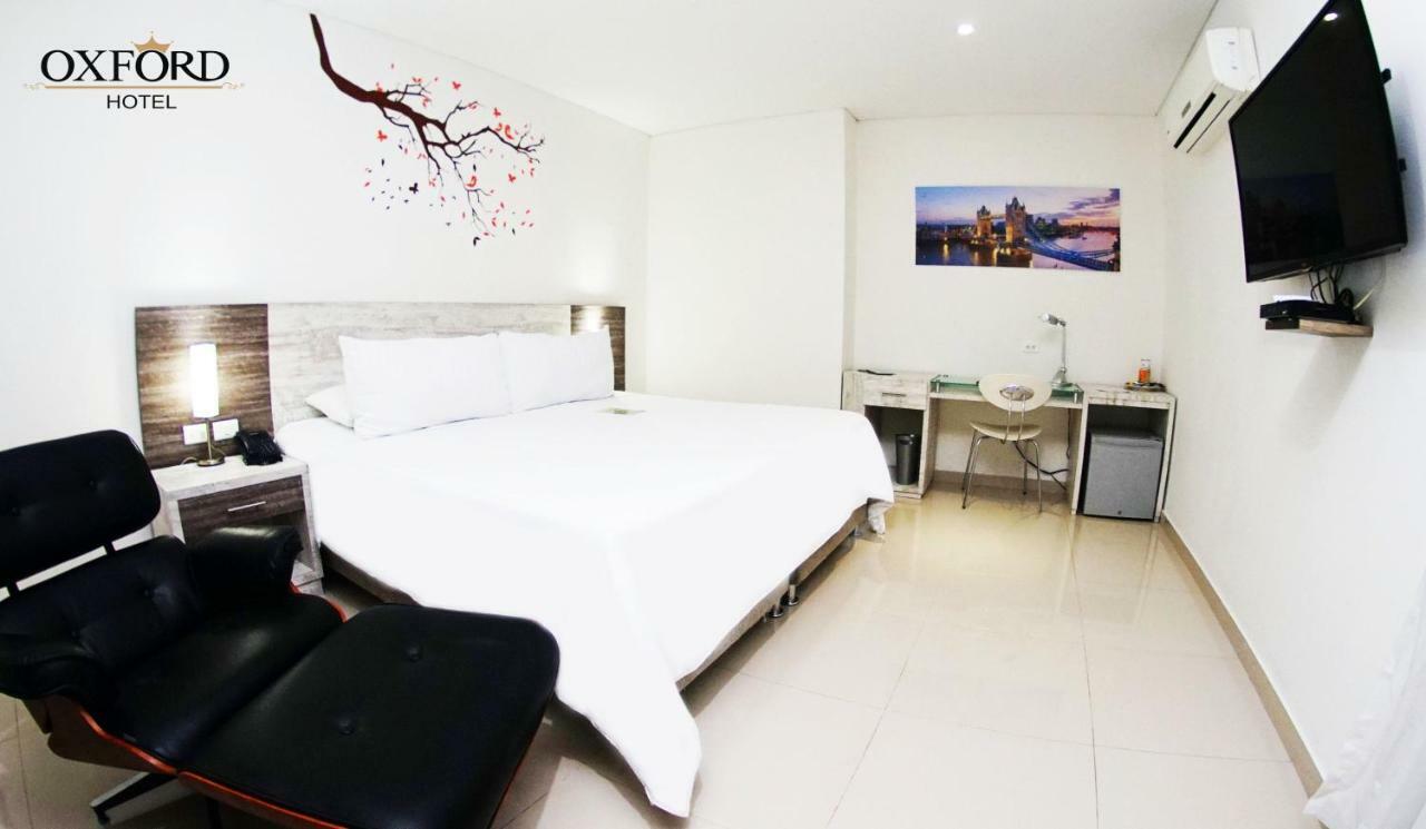 Deluxe King Room,779668614:JPEG